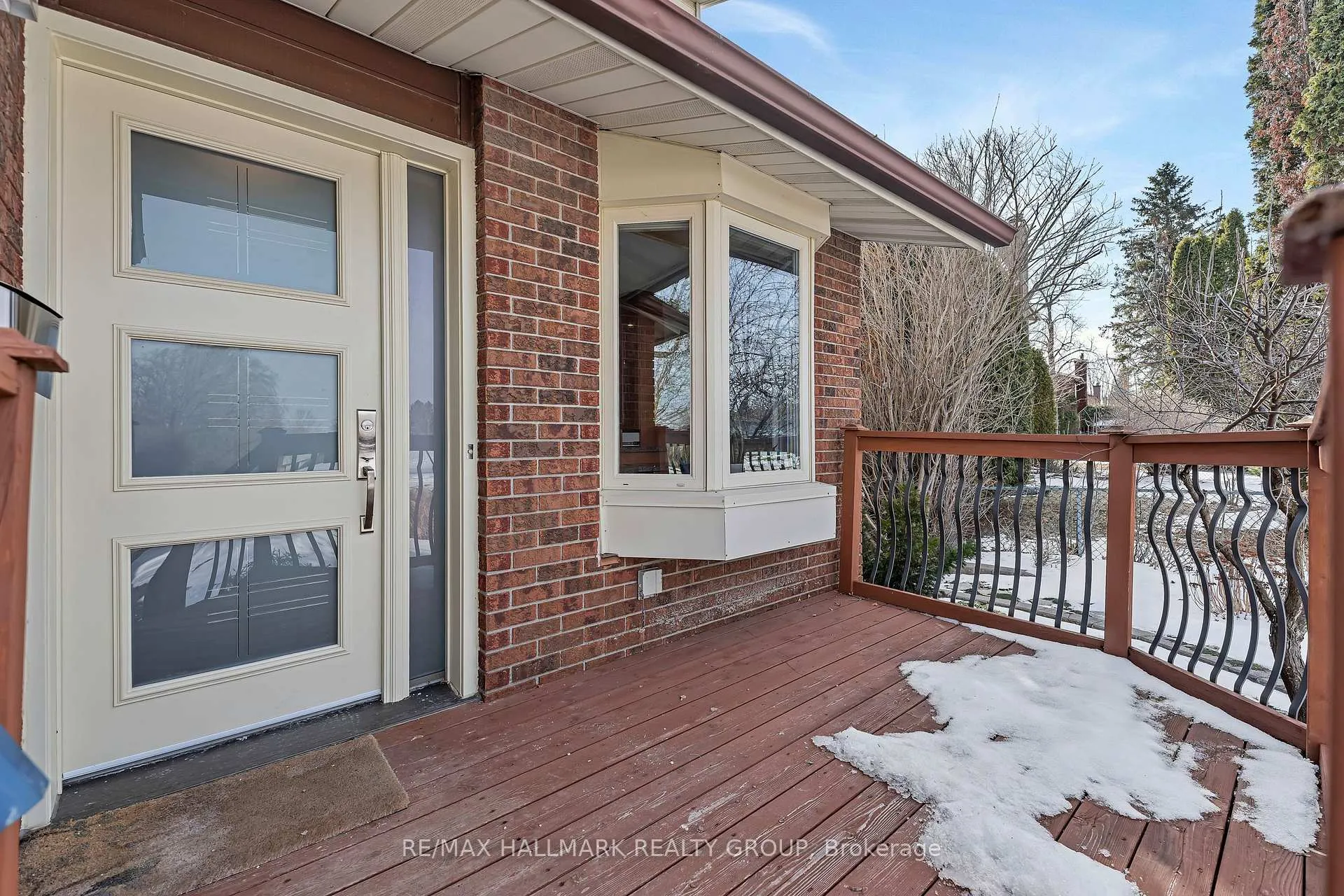 Photo 4 of 7880 Decarie Drive, Ottawa, Orleans Wood — HOMEH