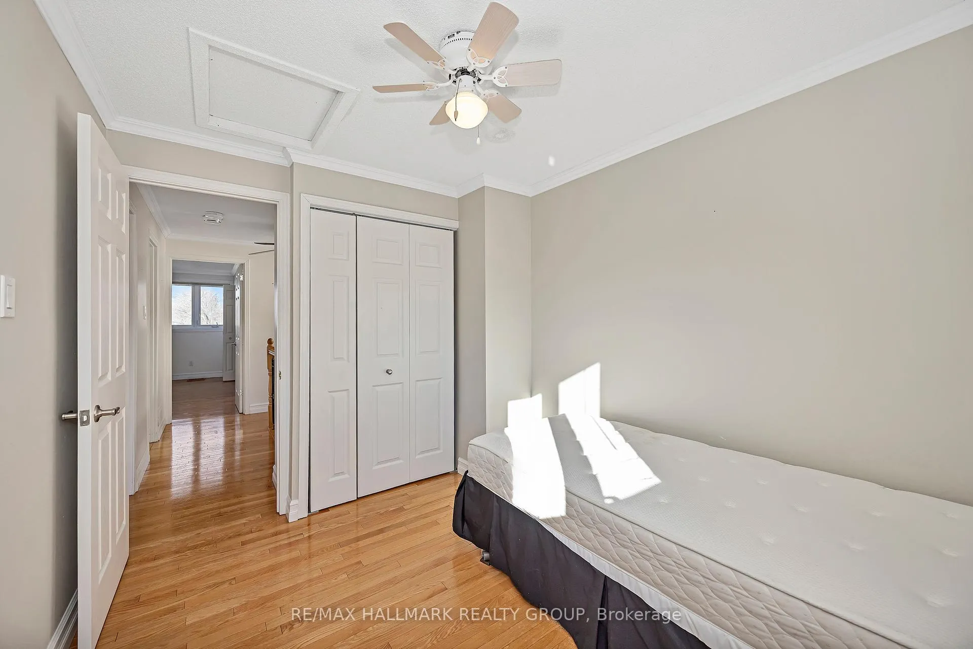 Photo 30 of 7880 Decarie Drive, Ottawa, Orleans Wood — HOMEH
