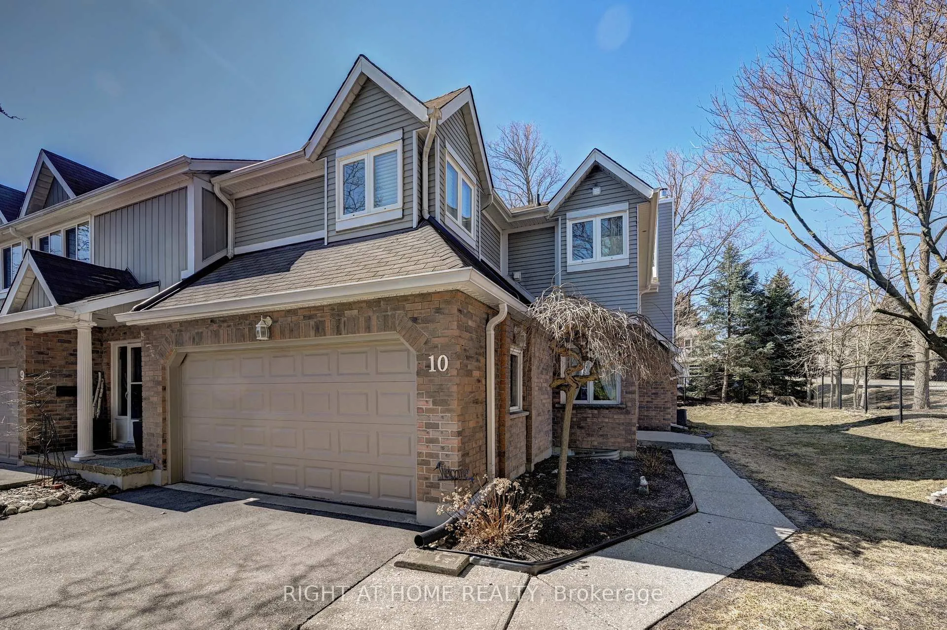 Photo 1 of Unit 10, 524 Beechwood Drive, Waterloo — HOMEH