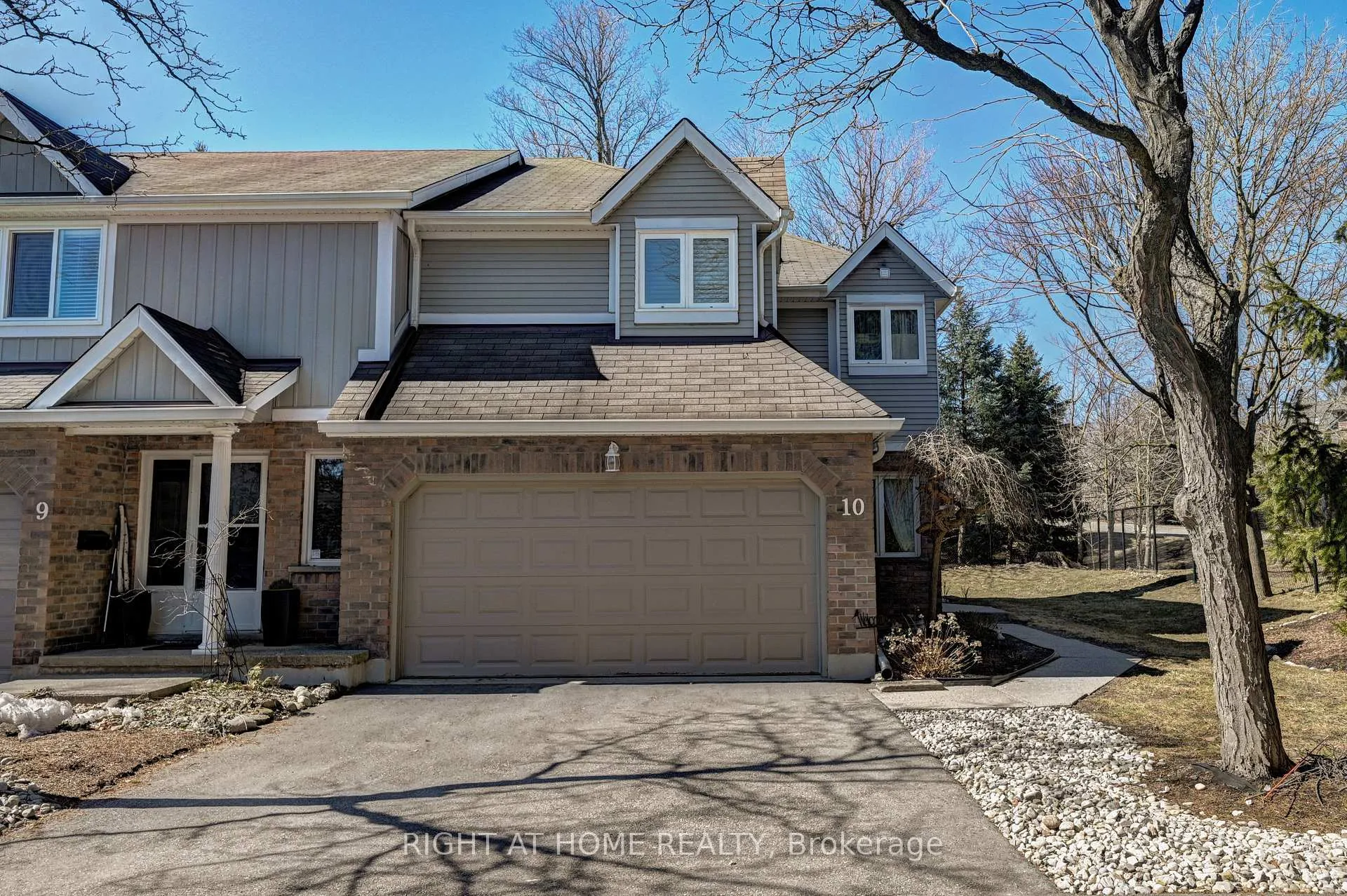 Photo 2 of Unit 10, 524 Beechwood Drive, Waterloo — HOMEH