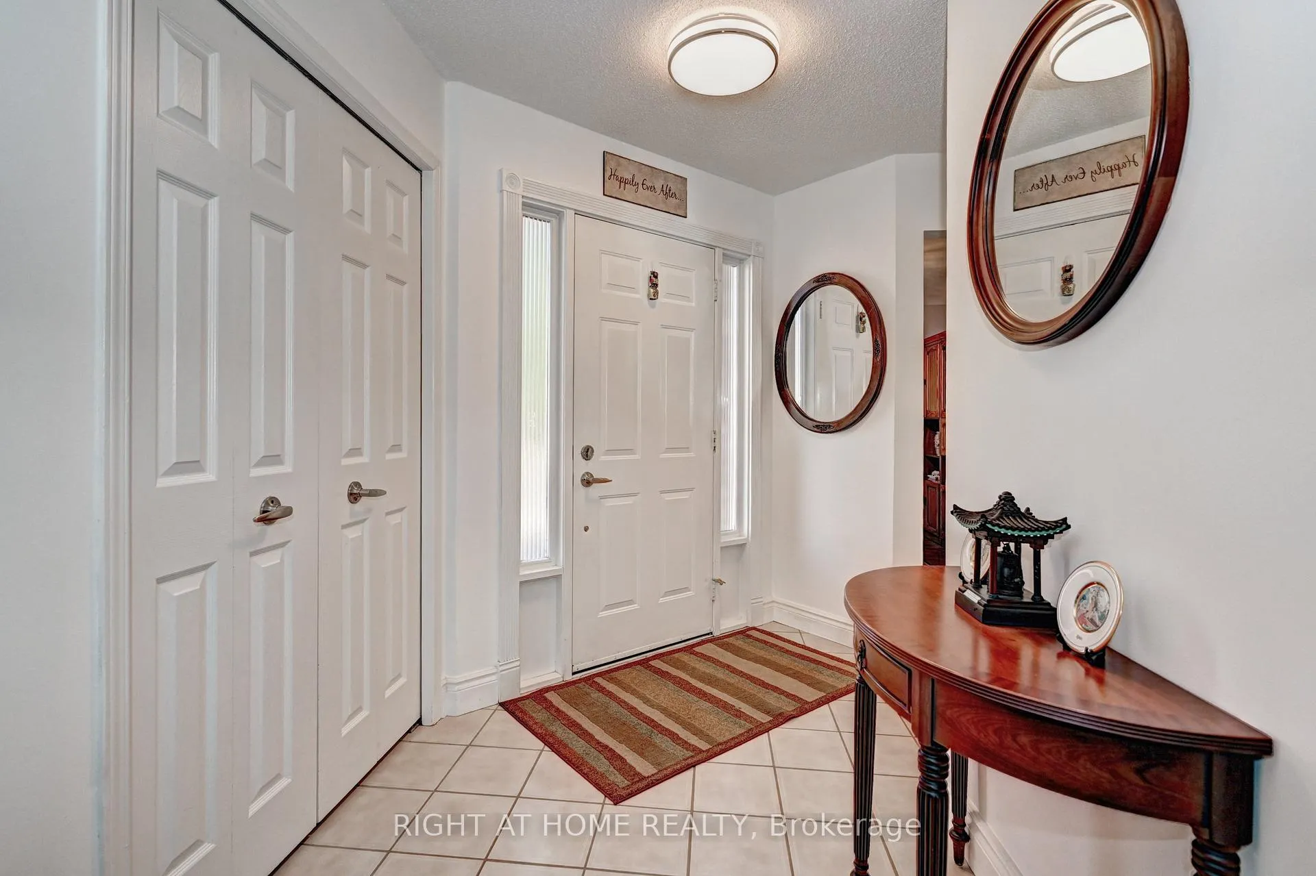 Photo 4 of Unit 10, 524 Beechwood Drive, Waterloo — HOMEH