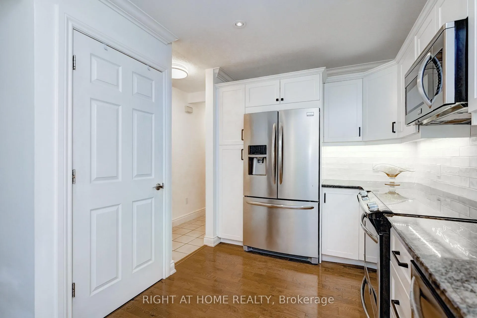 Photo 18 of Unit 10, 524 Beechwood Drive, Waterloo — HOMEH
