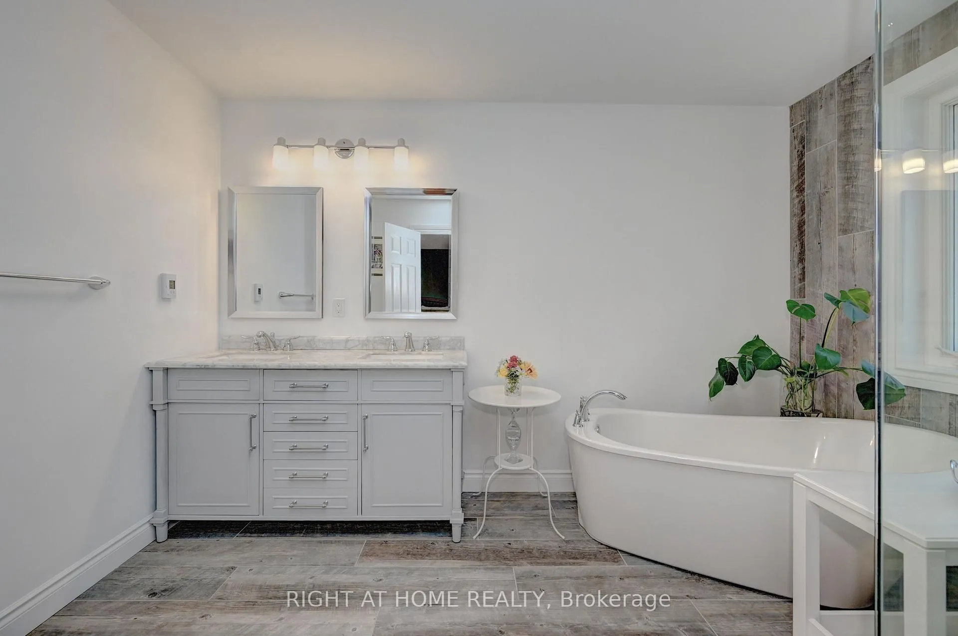 Photo 28 of Unit 10, 524 Beechwood Drive, Waterloo — HOMEH