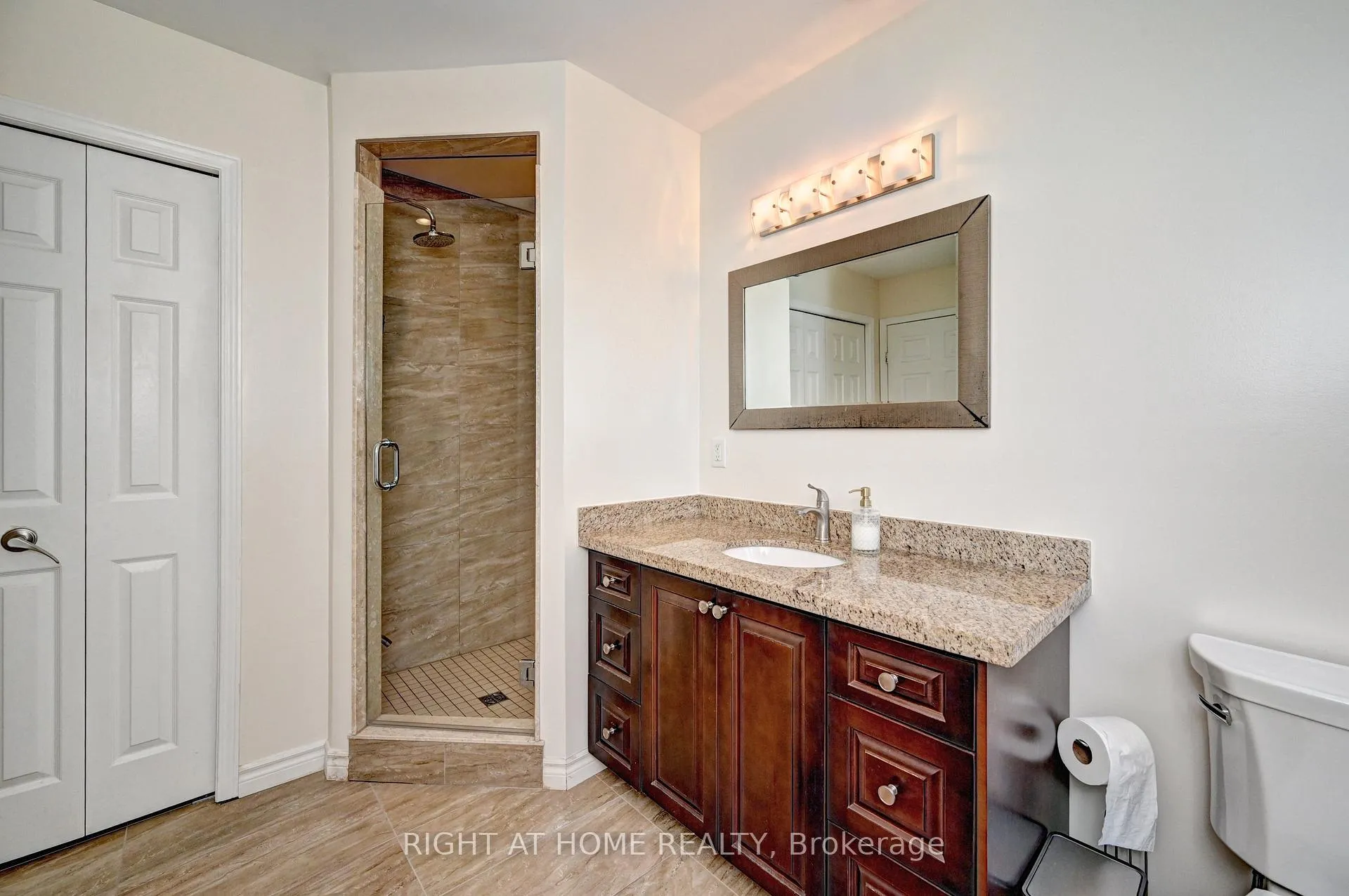 Photo 35 of Unit 10, 524 Beechwood Drive, Waterloo — HOMEH