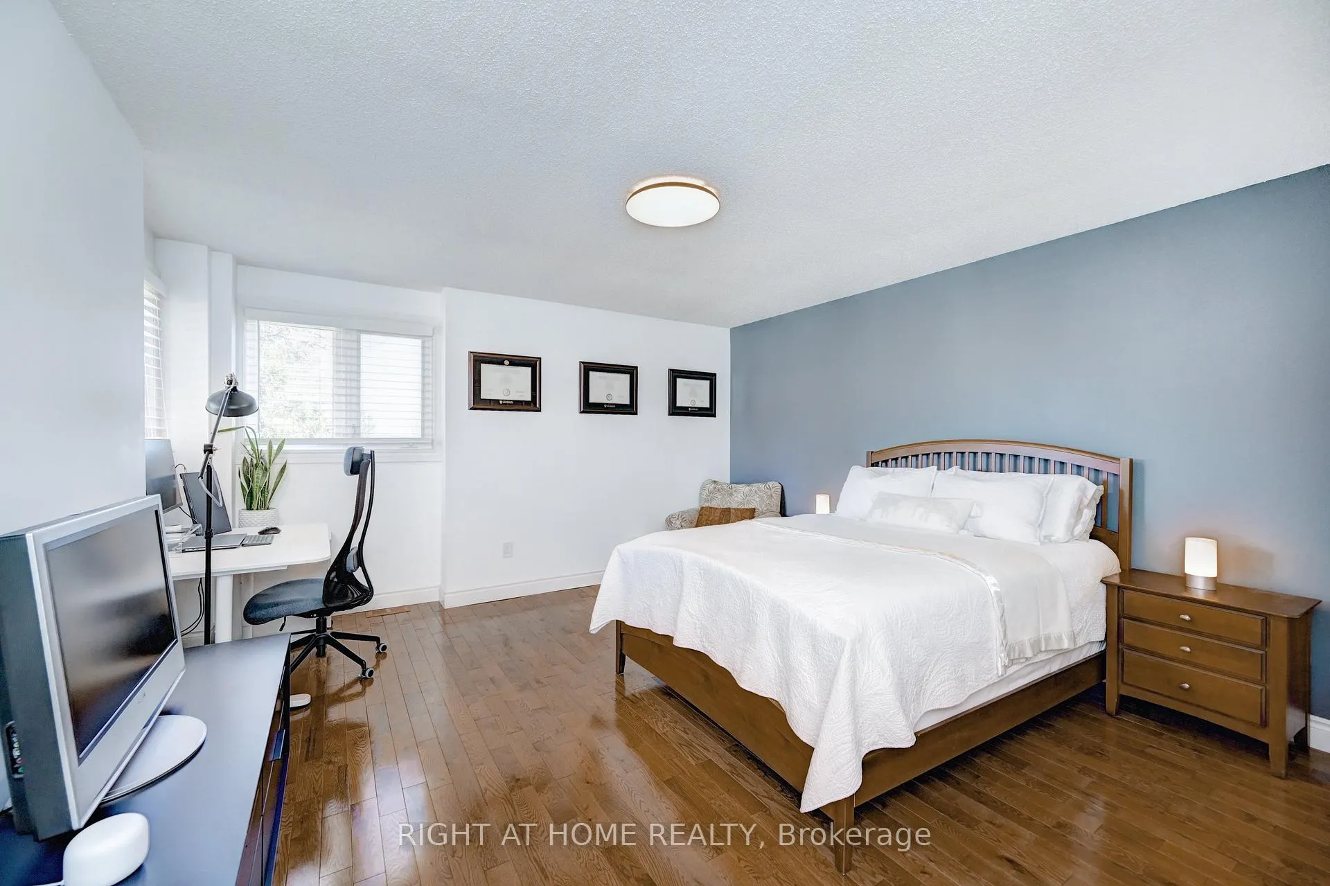 Photo 38 of Unit 10, 524 Beechwood Drive, Waterloo — HOMEH
