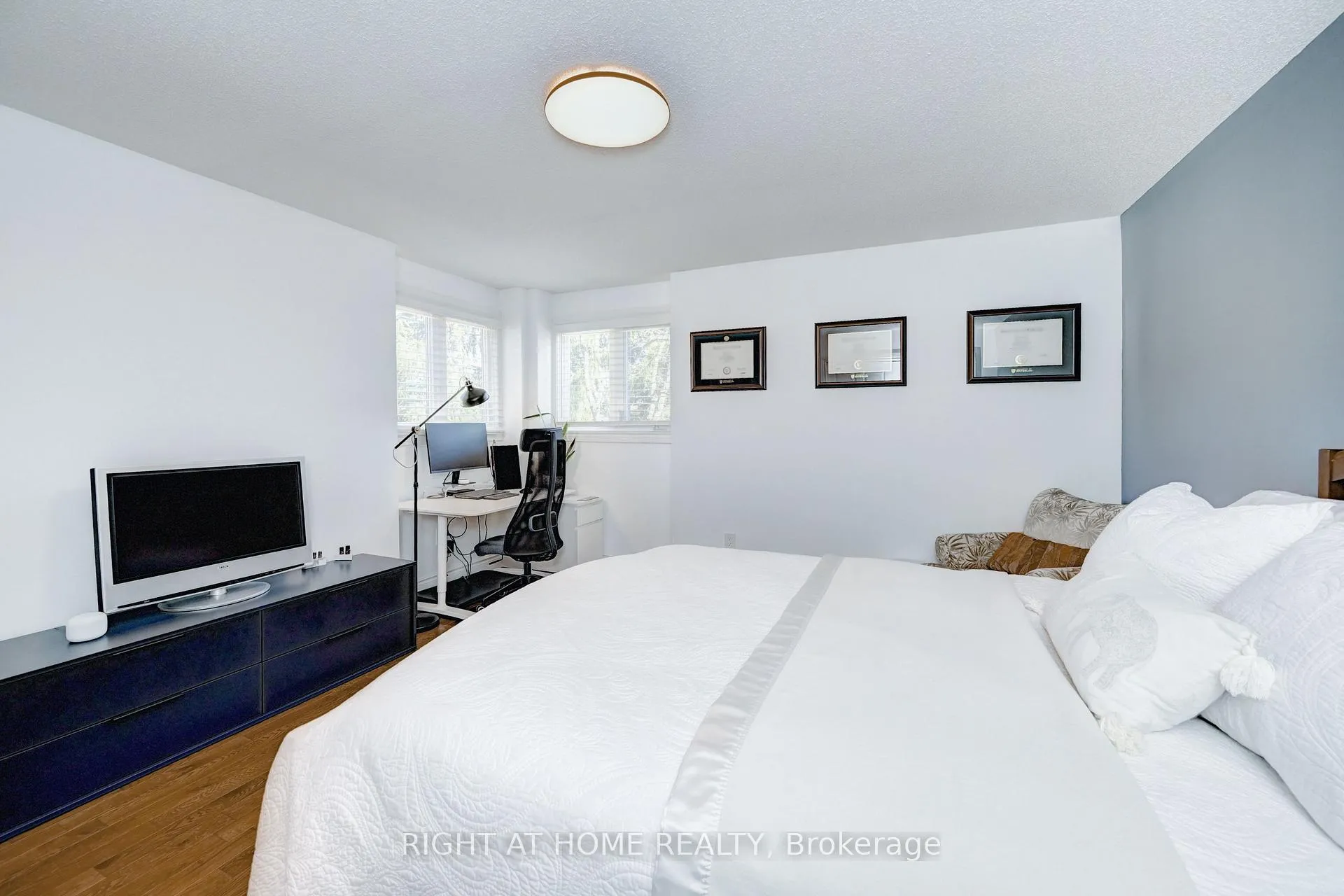 Photo 40 of Unit 10, 524 Beechwood Drive, Waterloo — HOMEH