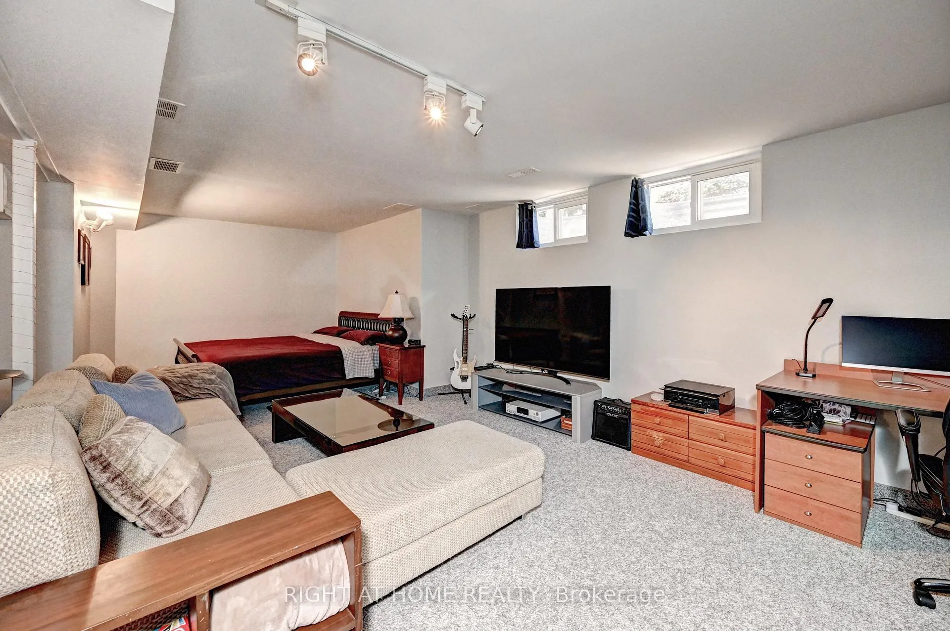 Photo 44 of Unit 10, 524 Beechwood Drive, Waterloo — HOMEH