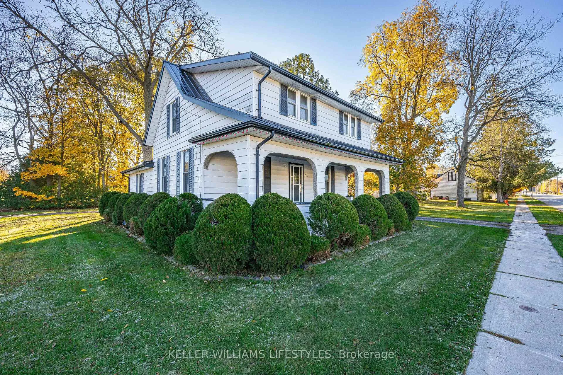 Photo 8 of 136 Queen Street, North Middlesex, Ailsa Craig — HOMEH