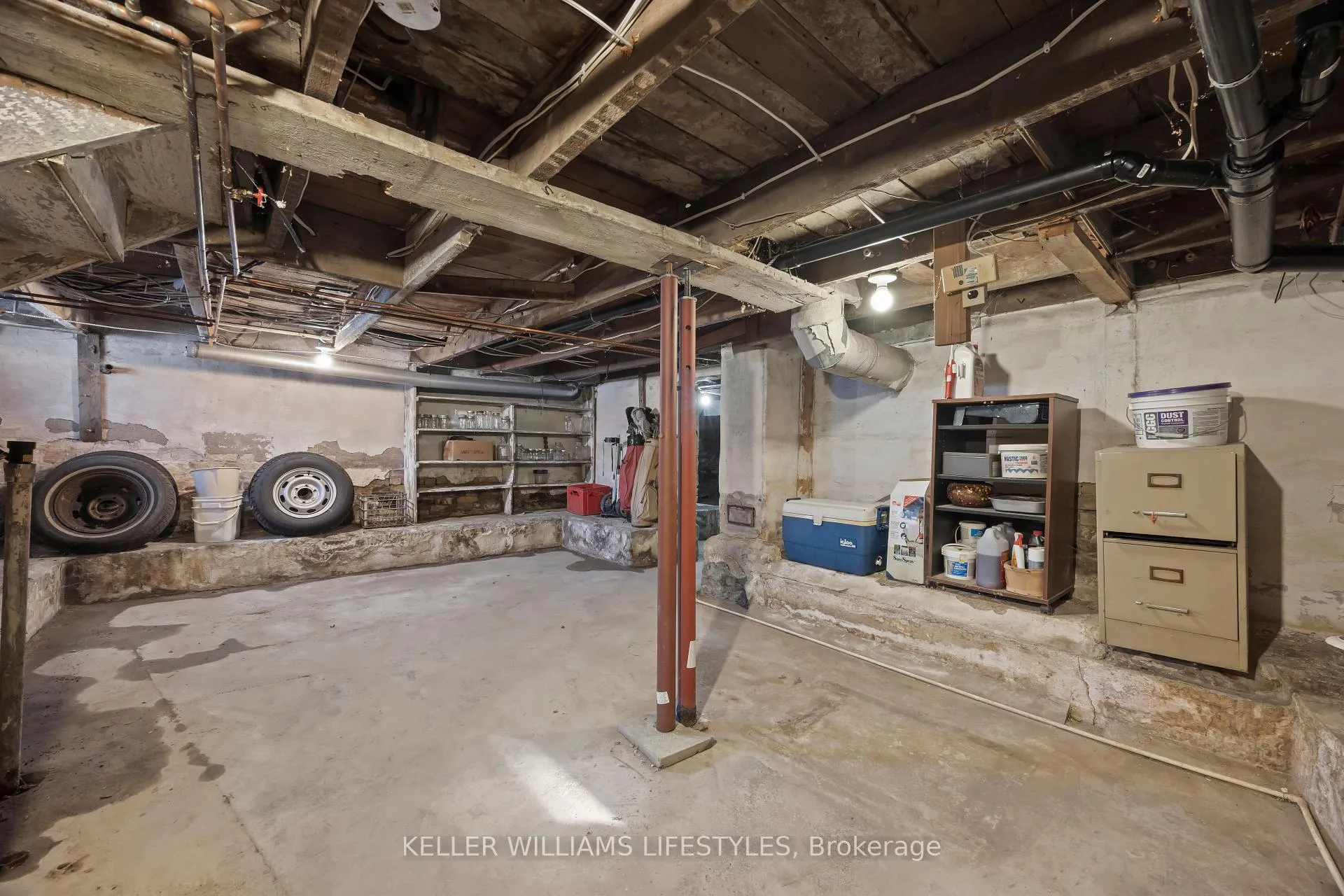 Photo 36 of 136 Queen Street, North Middlesex, Ailsa Craig — HOMEH