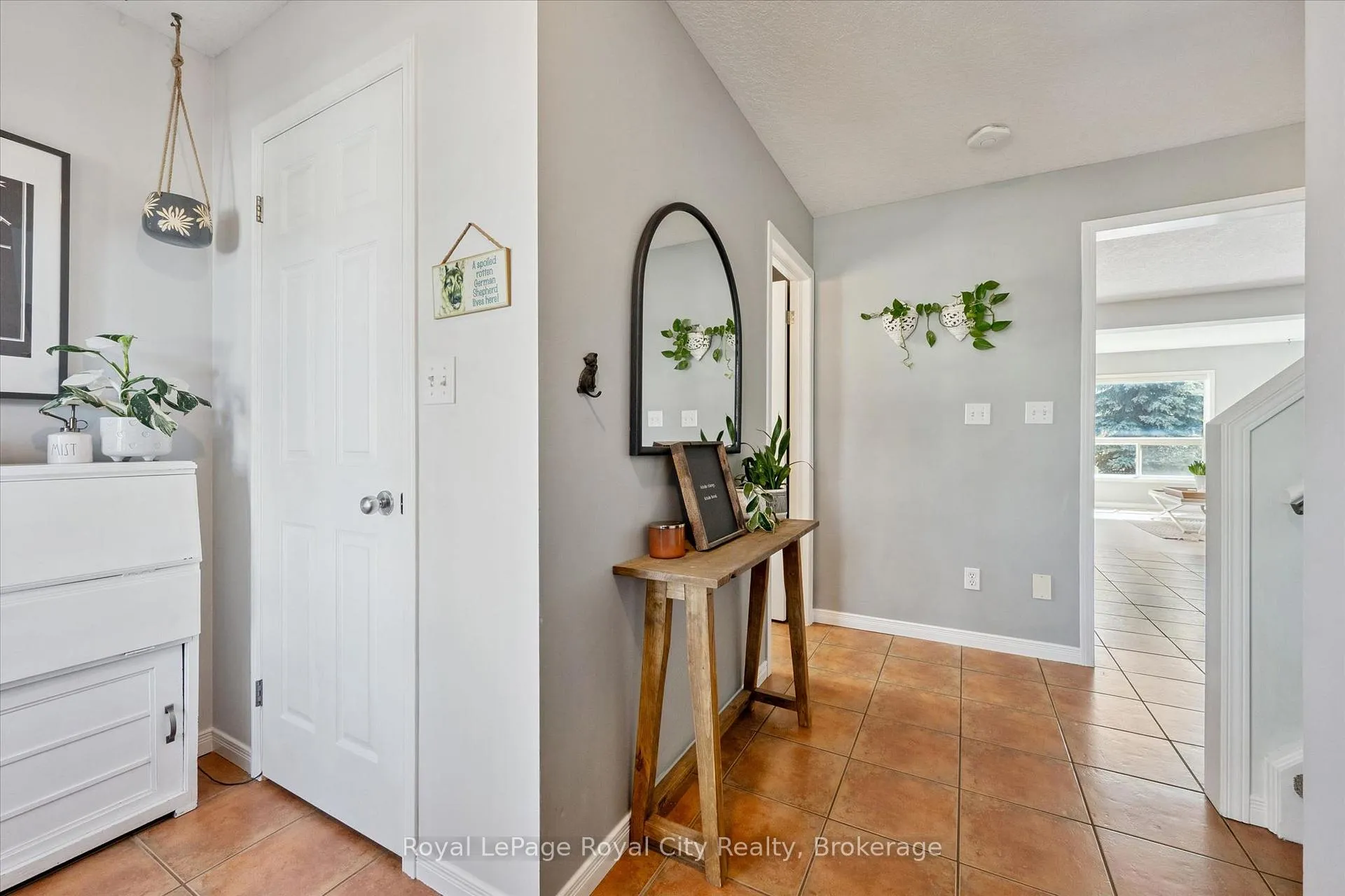 Photo 5 of 11 Warren Street, Guelph, Grange Road — HOMEH