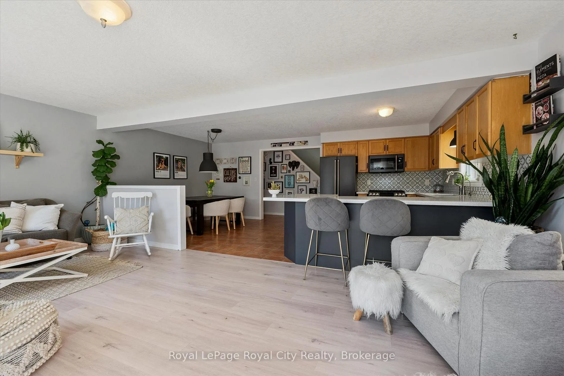 Photo 12 of 11 Warren Street, Guelph, Grange Road — HOMEH