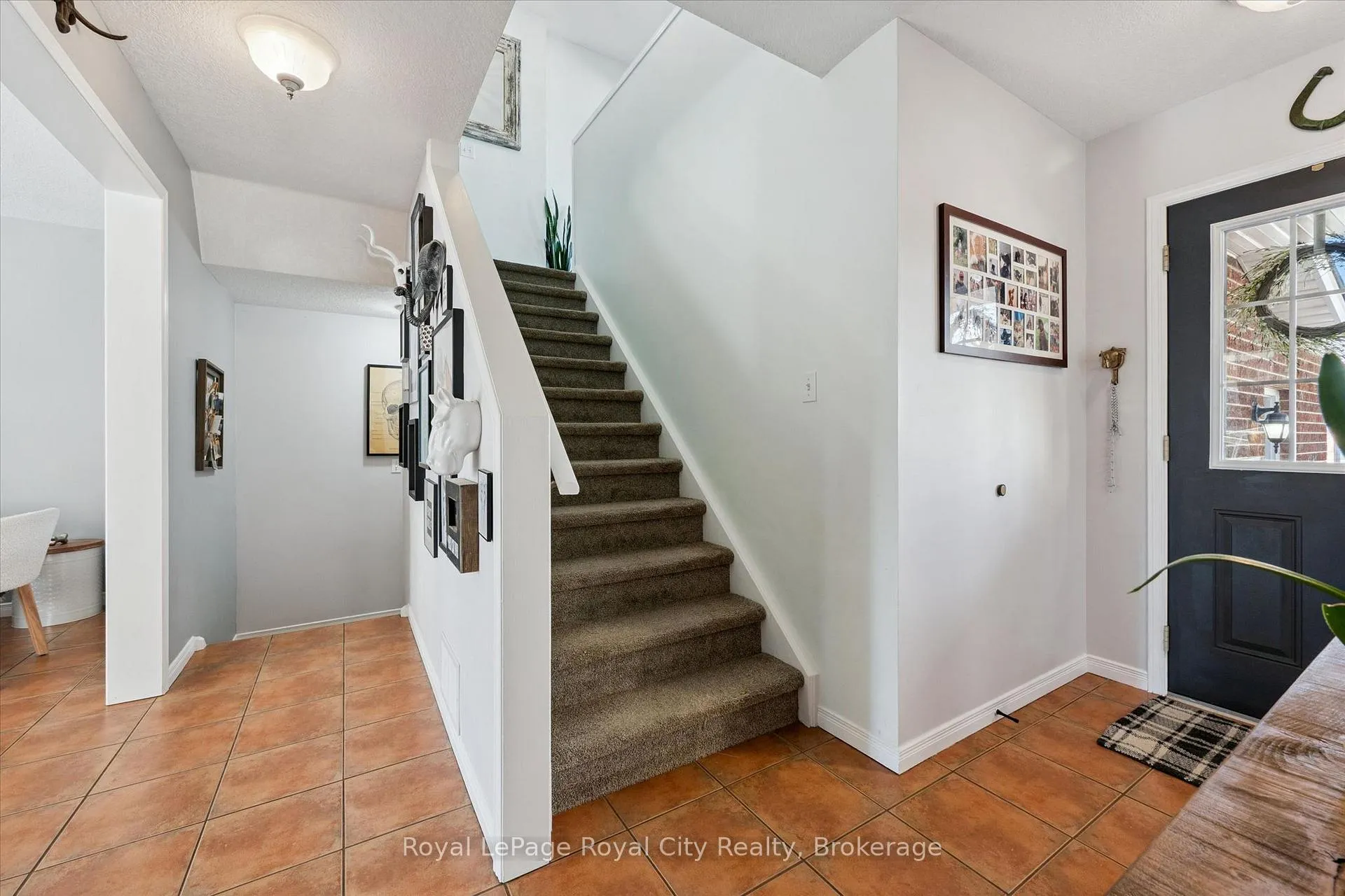 Photo 18 of 11 Warren Street, Guelph, Grange Road — HOMEH