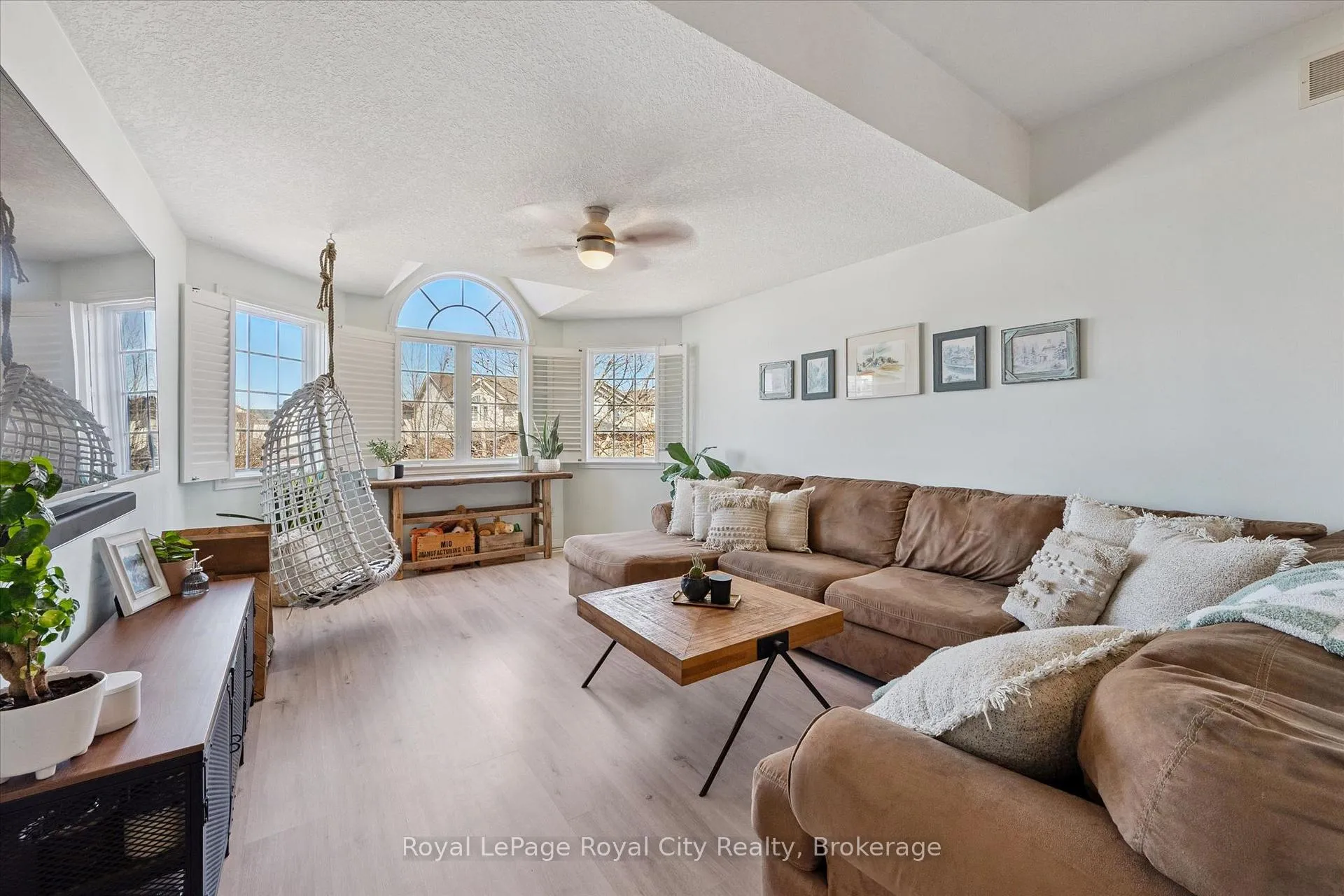Photo 20 of 11 Warren Street, Guelph, Grange Road — HOMEH