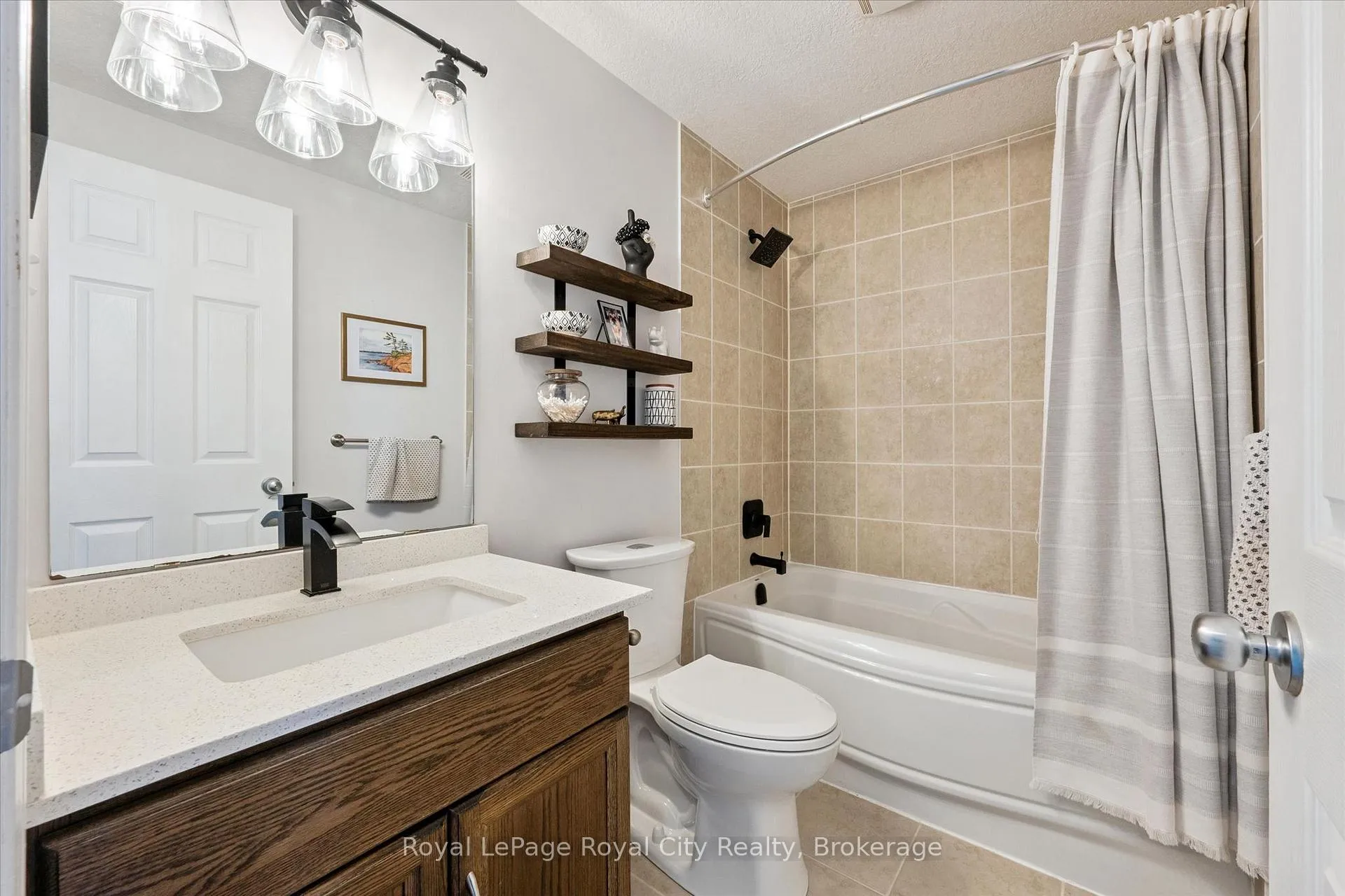 Photo 27 of 11 Warren Street, Guelph, Grange Road — HOMEH