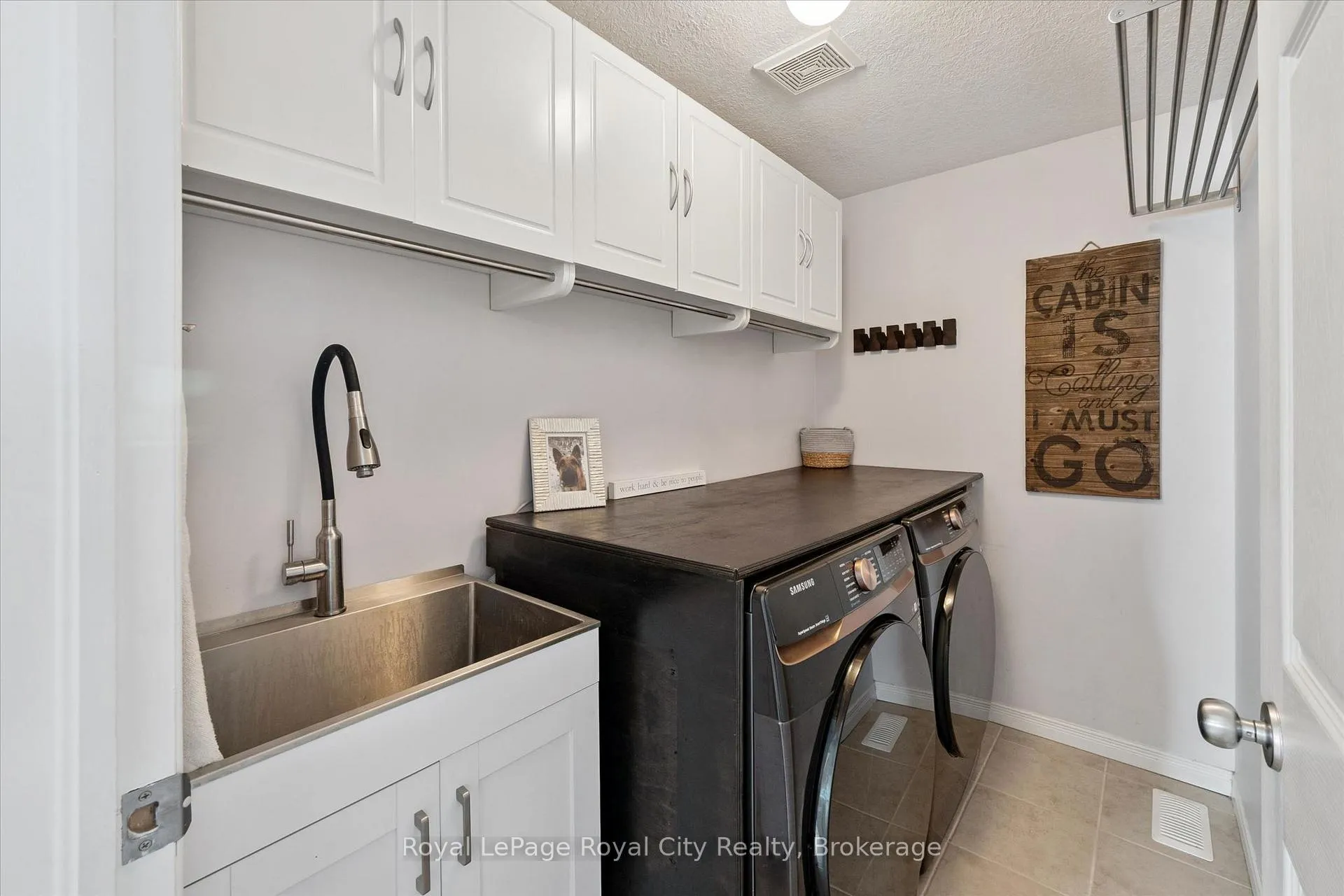 Photo 28 of 11 Warren Street, Guelph, Grange Road — HOMEH