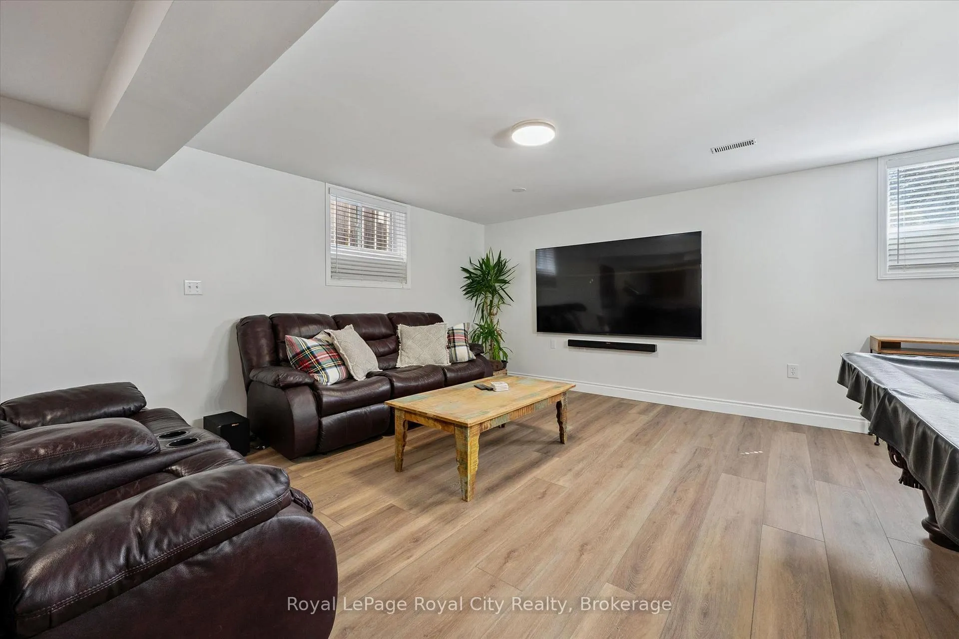Photo 30 of 11 Warren Street, Guelph, Grange Road — HOMEH