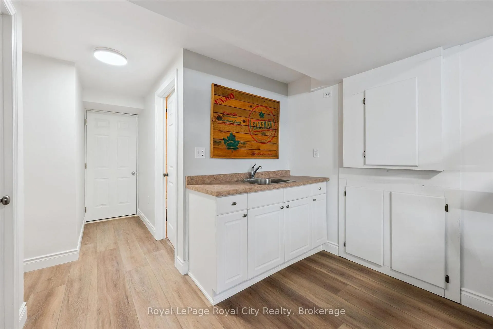 Photo 34 of 11 Warren Street, Guelph, Grange Road — HOMEH