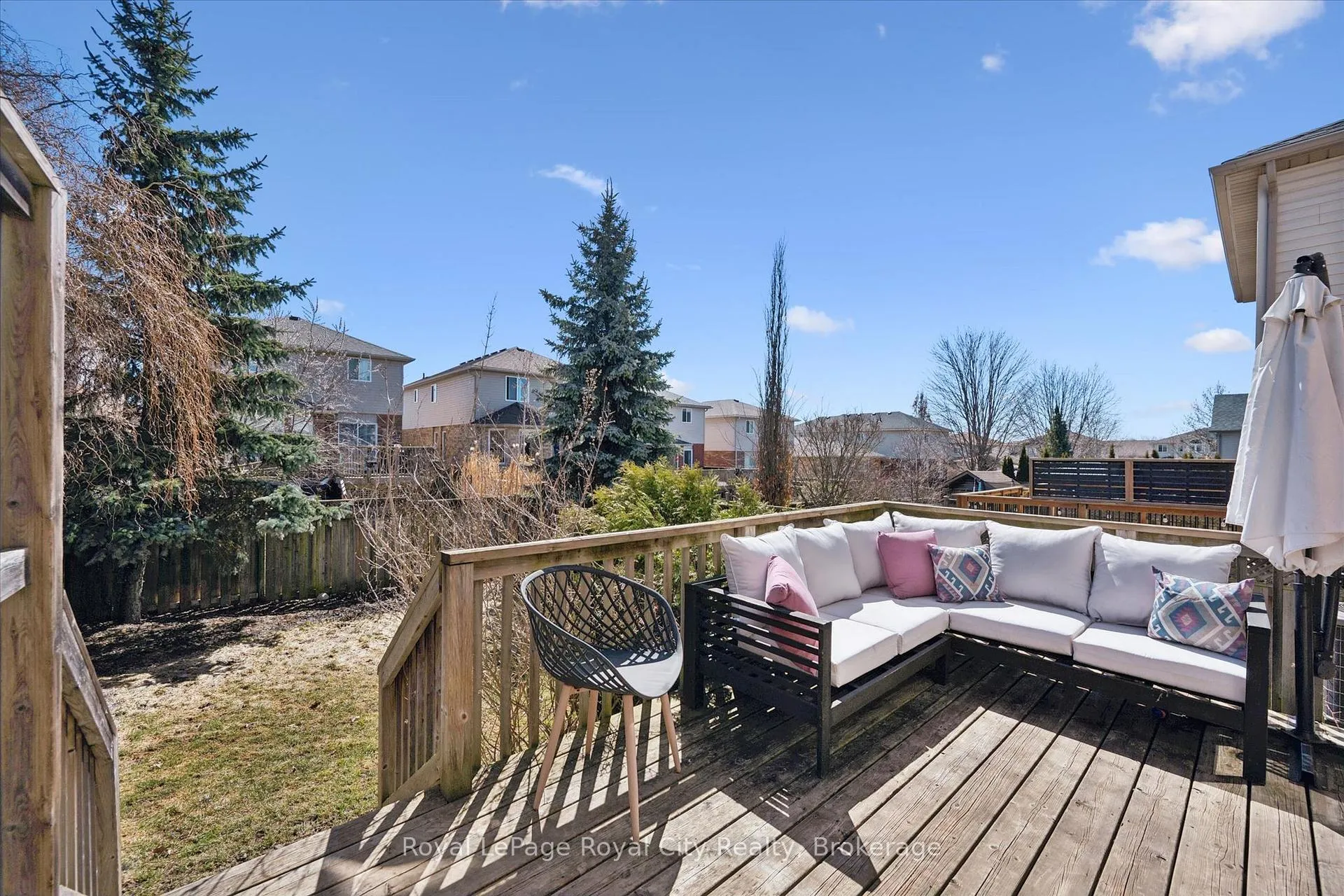 Photo 38 of 11 Warren Street, Guelph, Grange Road — HOMEH