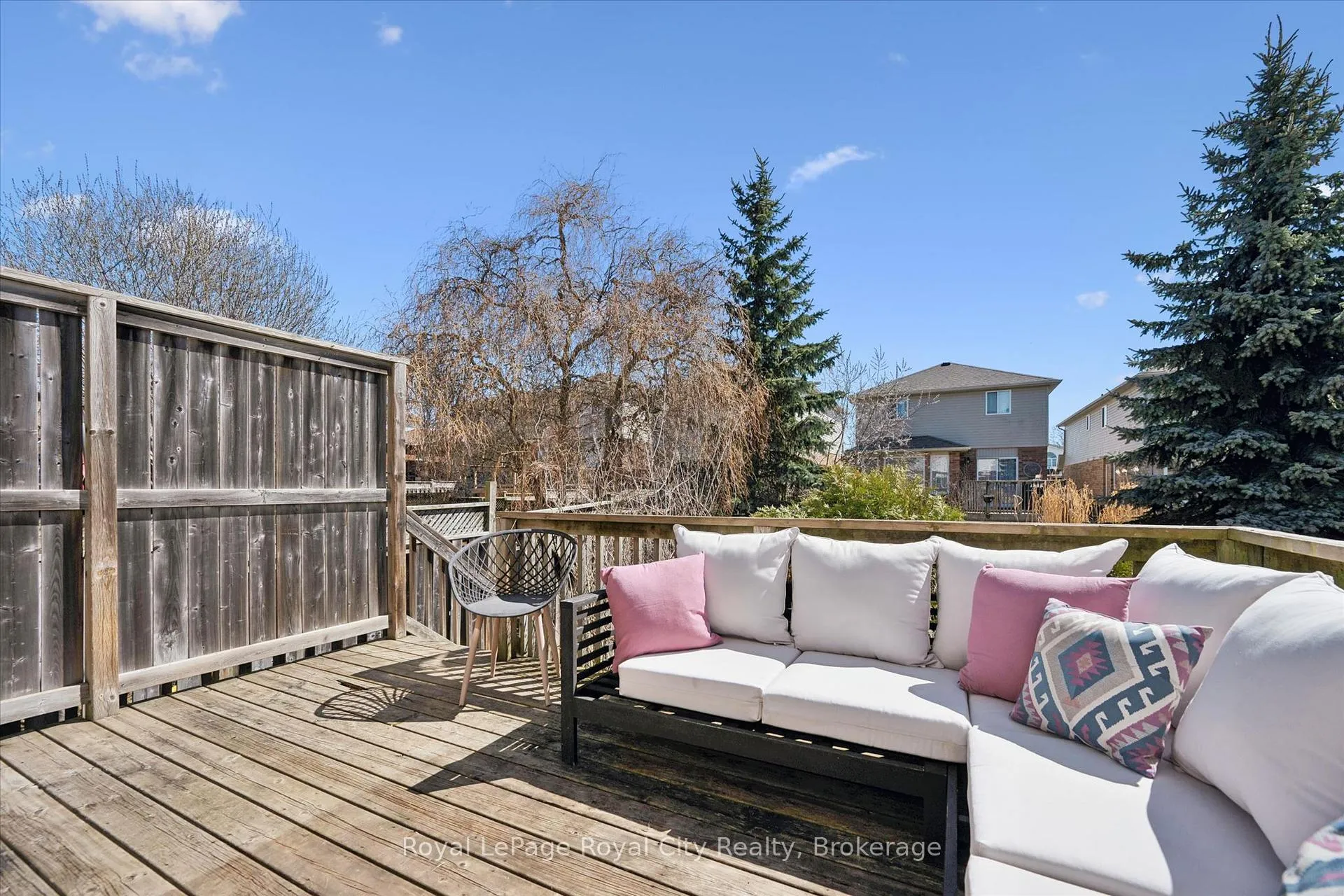 Photo 39 of 11 Warren Street, Guelph, Grange Road — HOMEH