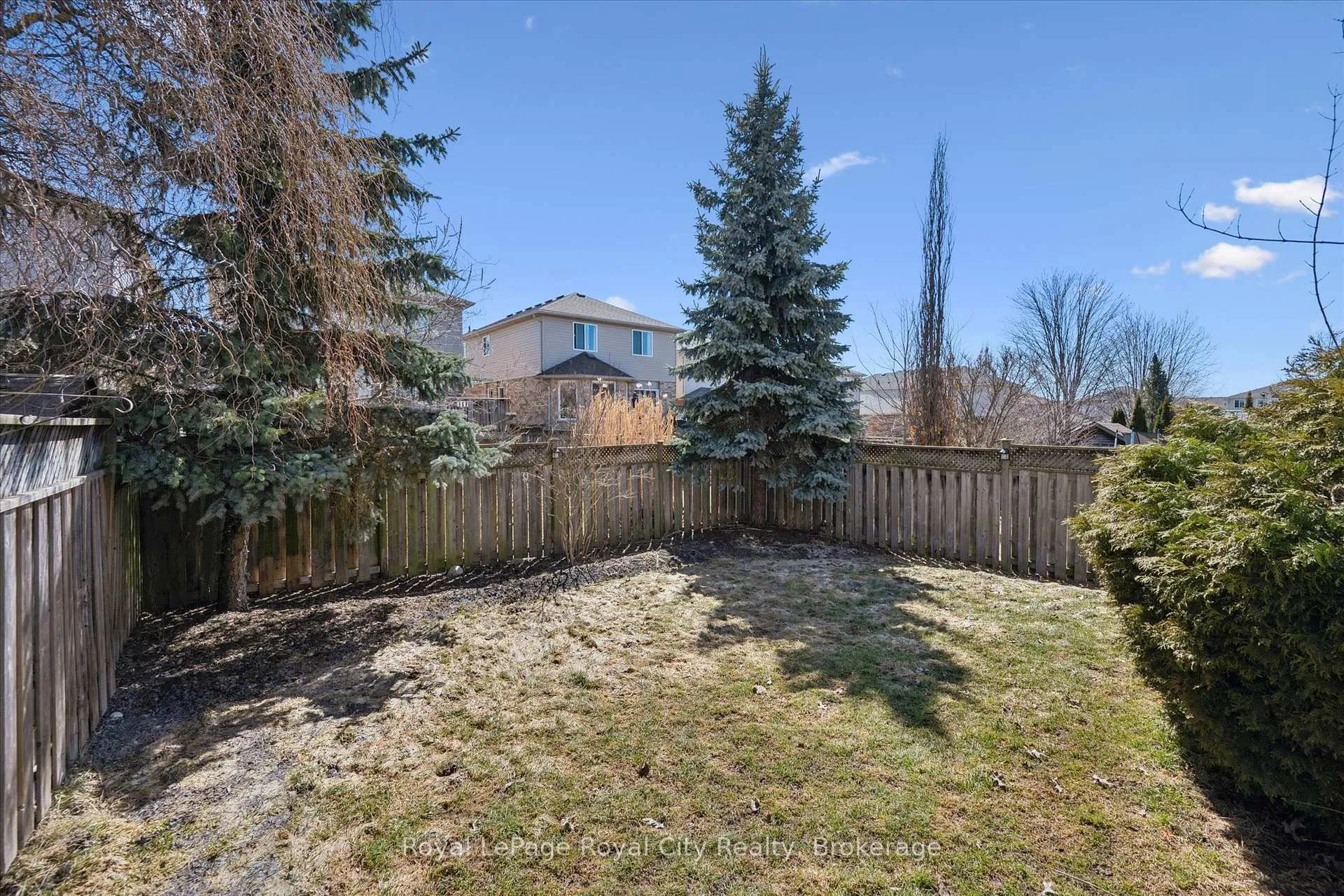 Photo 41 of 11 Warren Street, Guelph, Grange Road — HOMEH