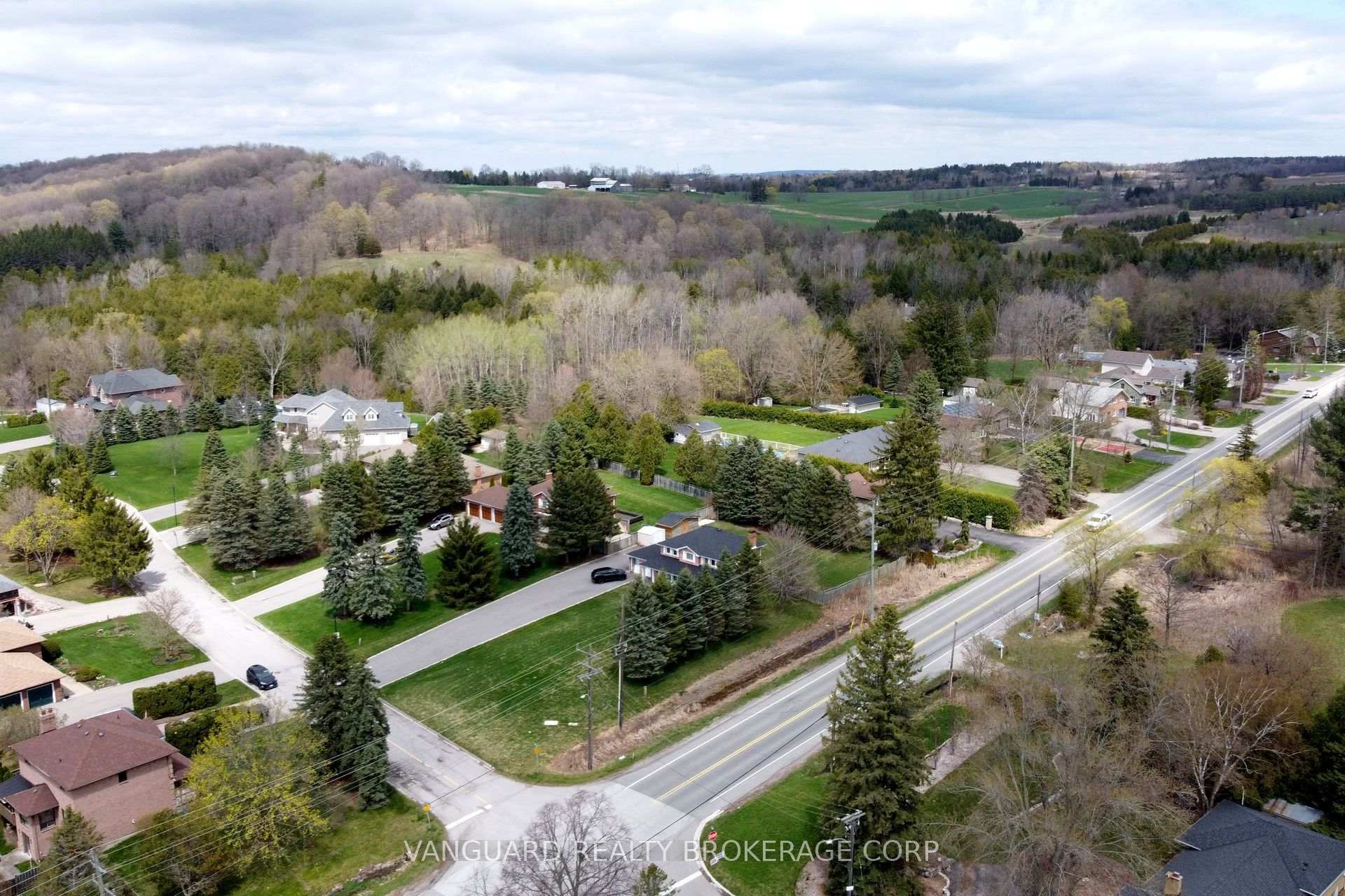 Photo 6 of 3 Weedon Court, King, Pottageville — HOMEH
