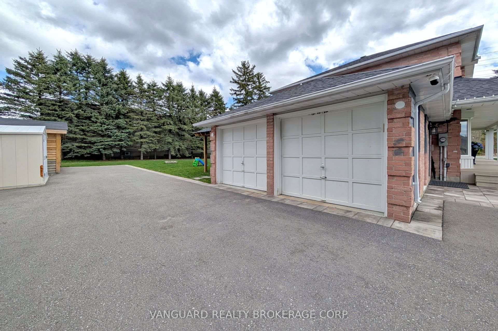 Photo 10 of 3 Weedon Court, King, Pottageville — HOMEH