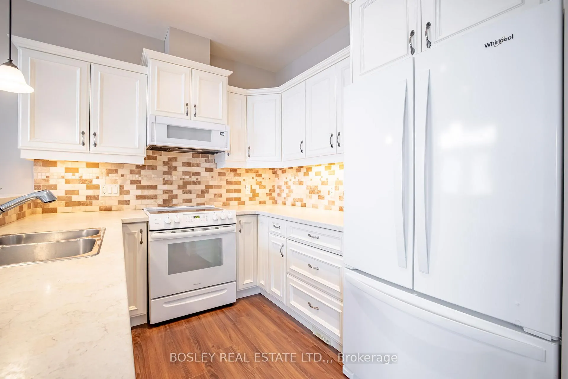 Photo 13 of Unit 16, 409 Niagara Street, St. Catharines, Carlton/Bunting — HOMEH