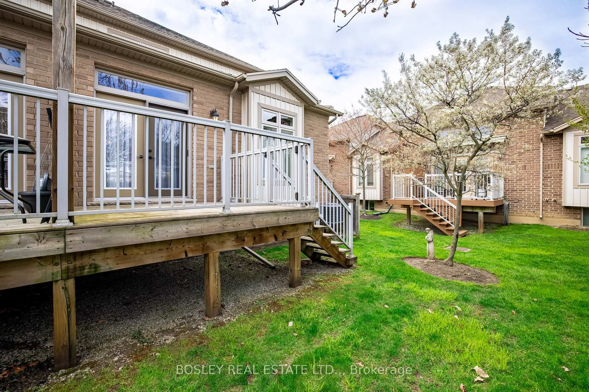 Photo 30 of Unit 16, 409 Niagara Street, St. Catharines, Carlton/Bunting — HOMEH