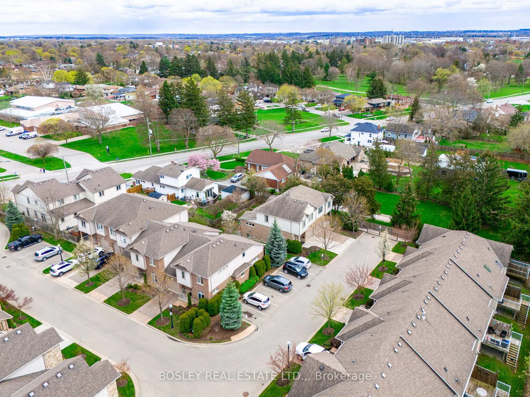Photo 34 of Unit 16, 409 Niagara Street, St. Catharines, Carlton/Bunting — HOMEH