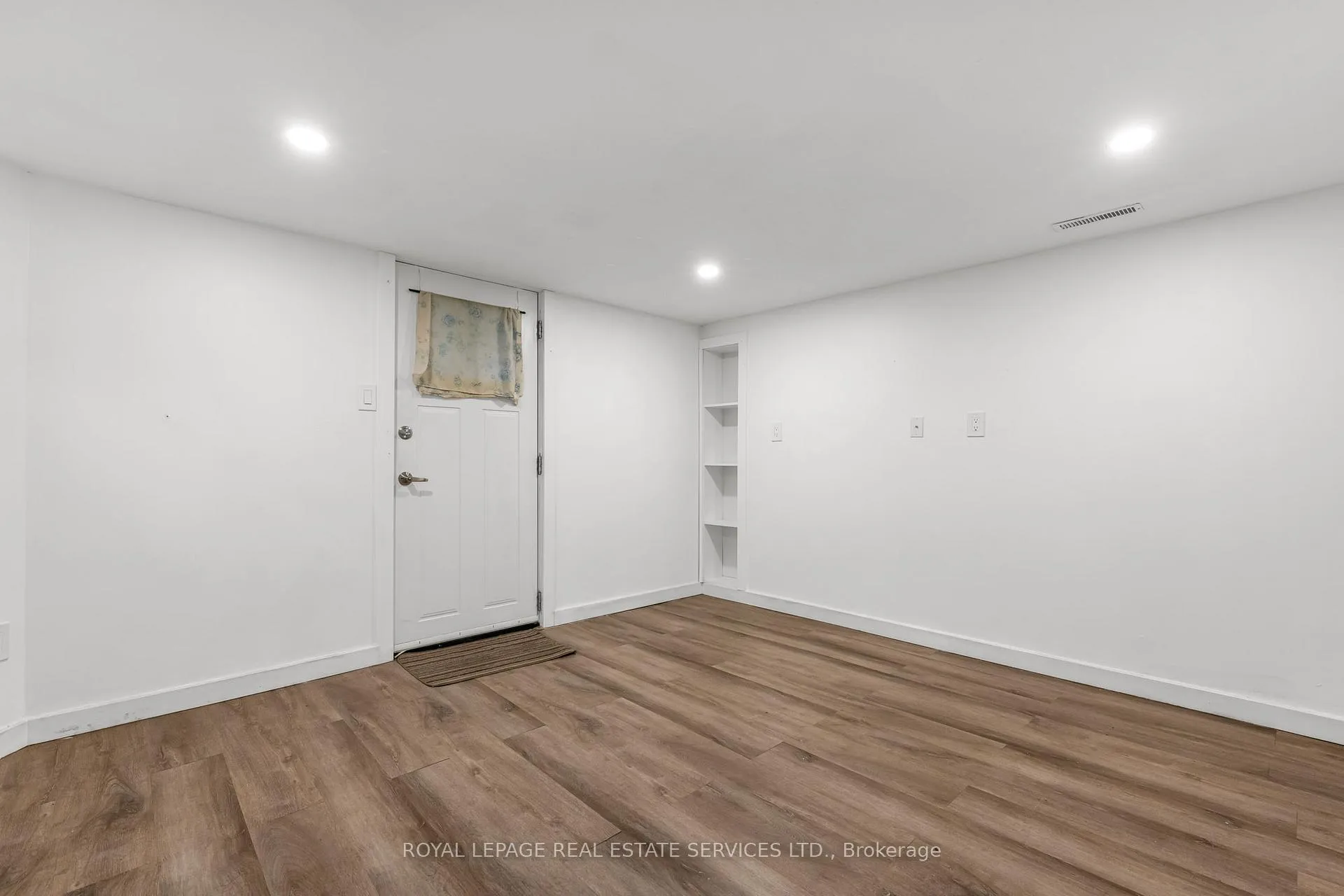 Photo 5 of Unit Lower, 58 East Avenue S, Hamilton, Stinson — HOMEH