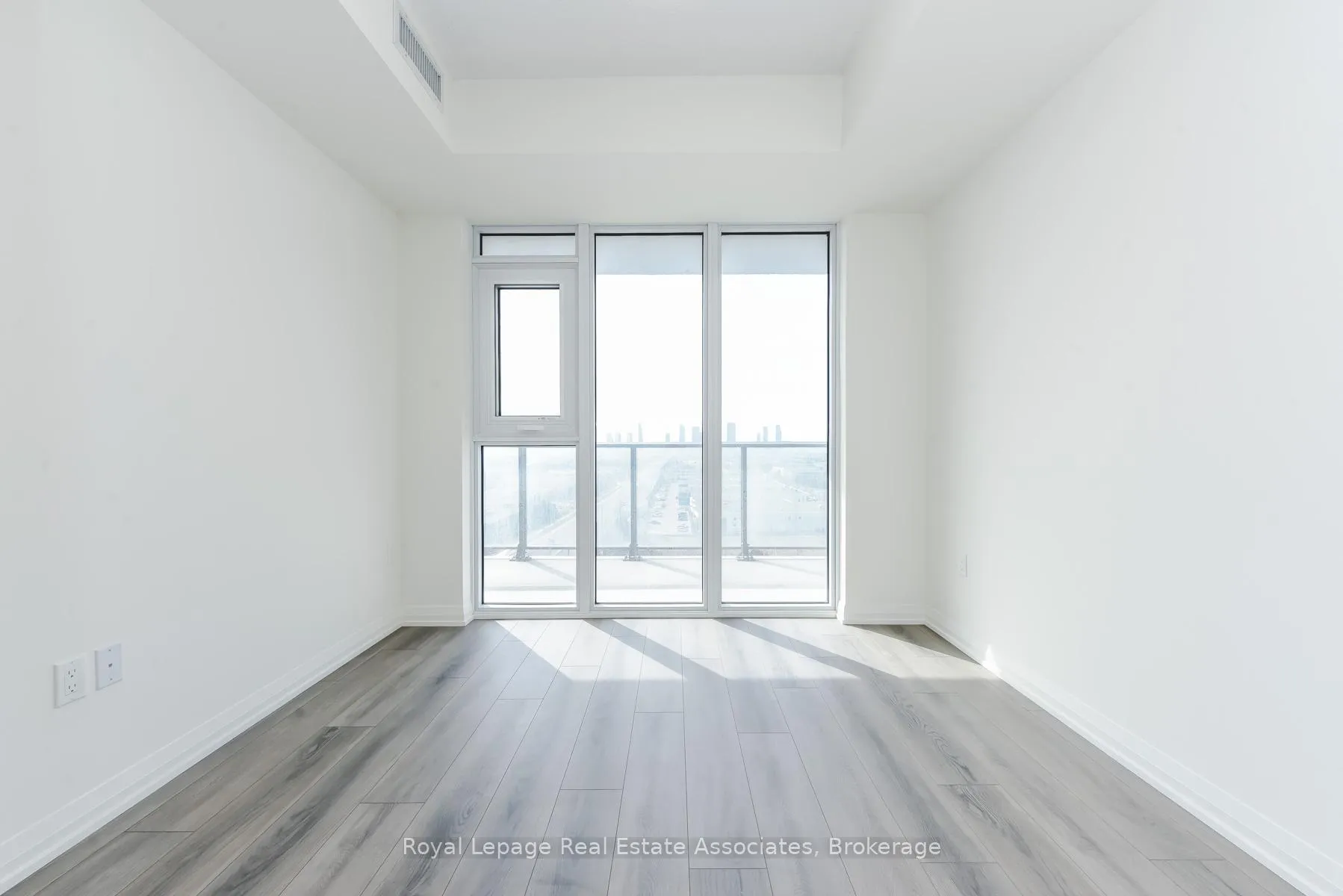 Photo 14 of Unit 1121, 8960 Jane Street, Vaughan, Concord — HOMEH