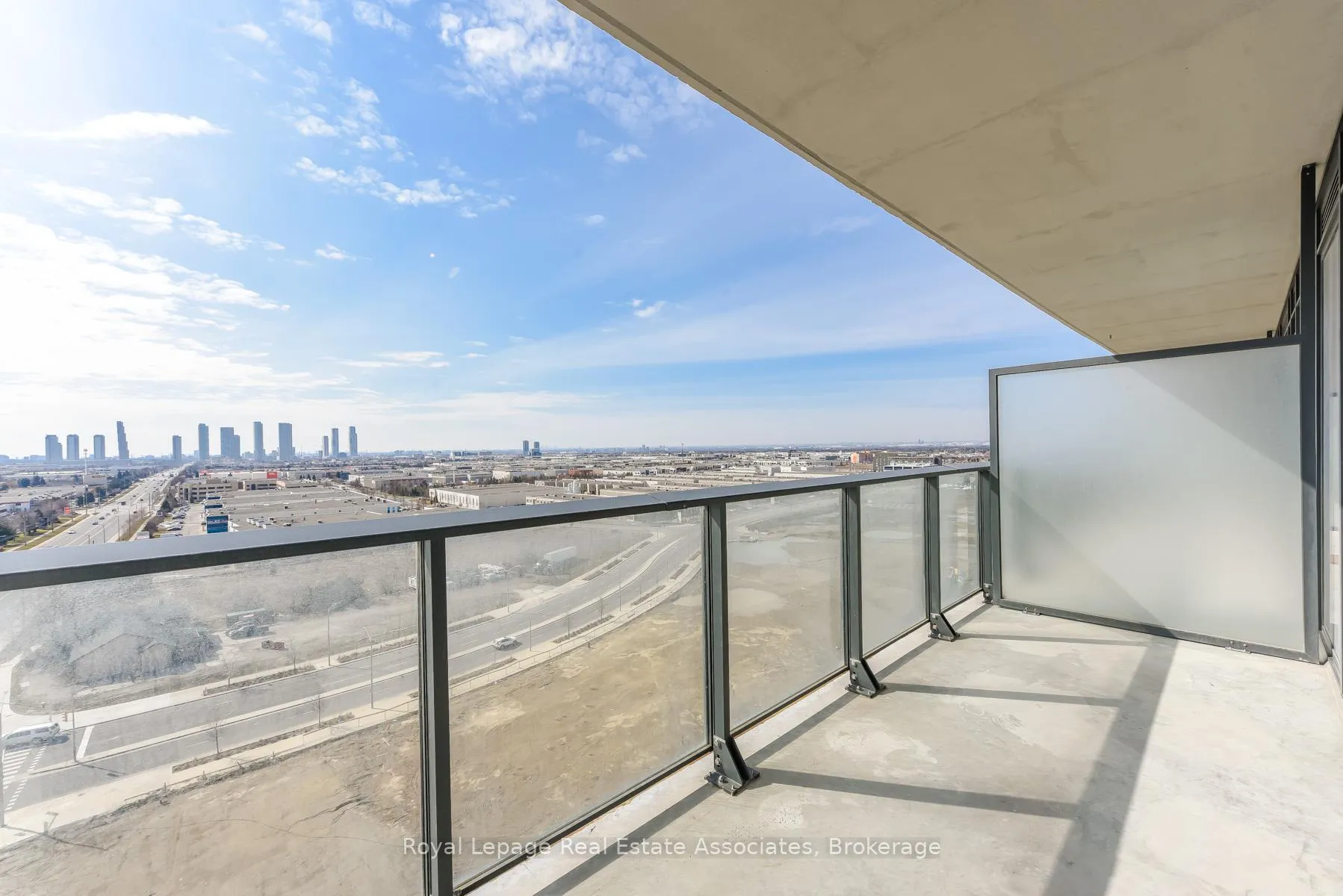 Photo 25 of Unit 1121, 8960 Jane Street, Vaughan, Concord — HOMEH