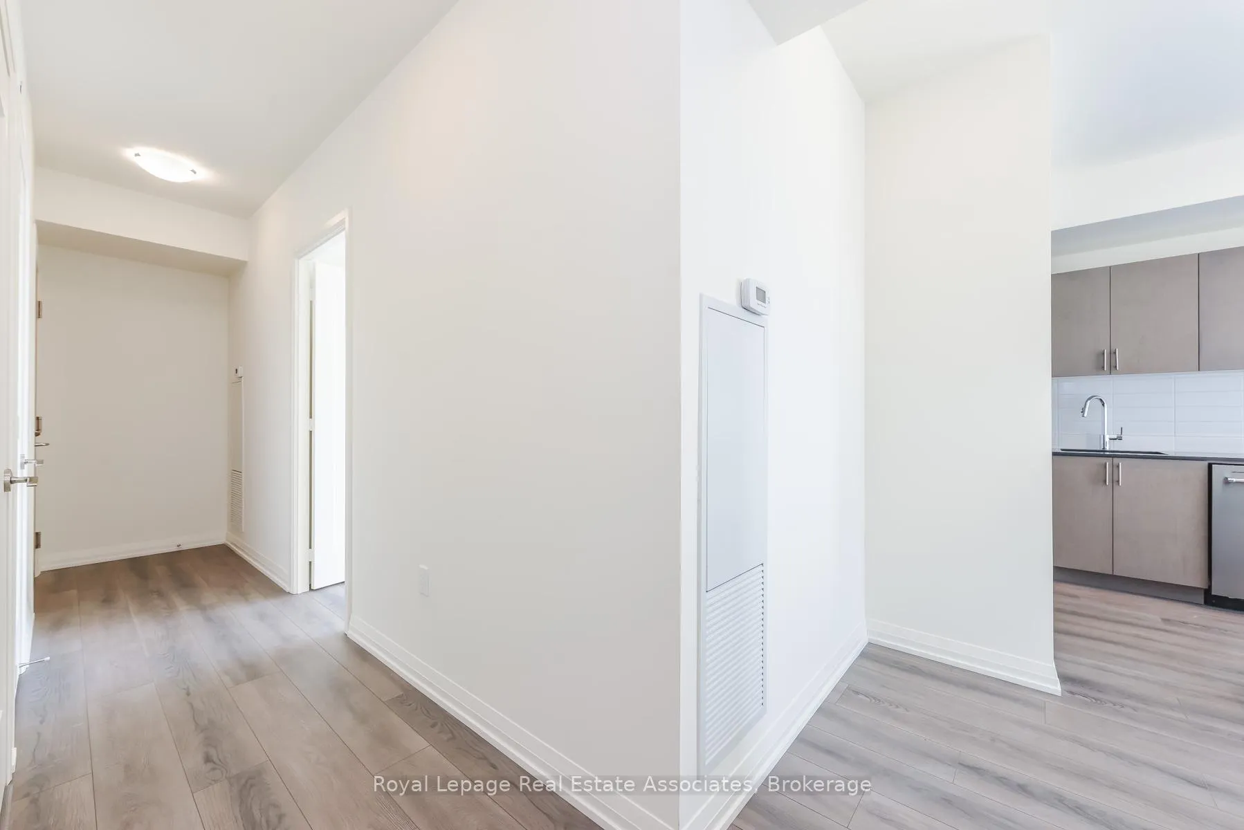 Photo 40 of Unit 1121, 8960 Jane Street, Vaughan, Concord — HOMEH