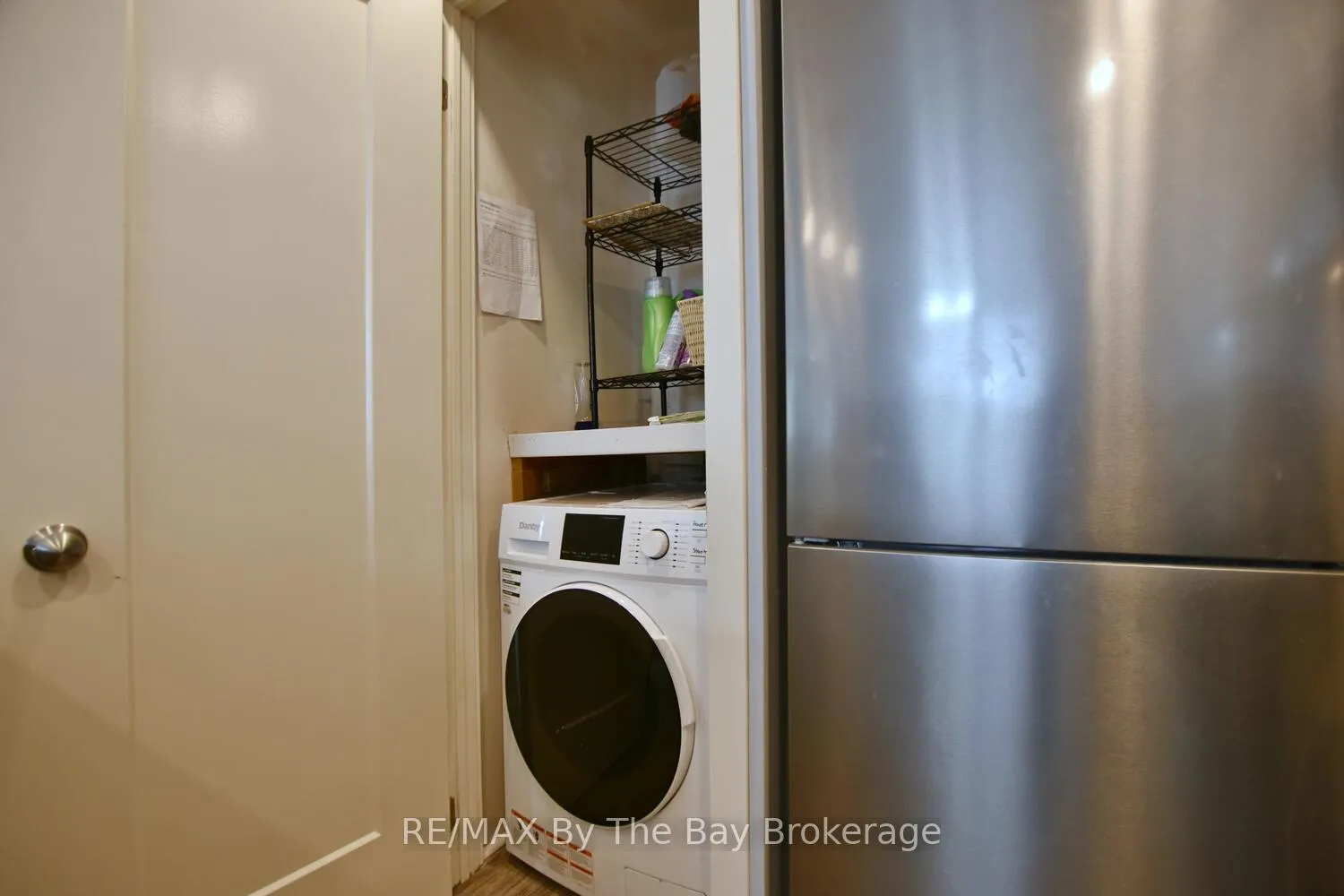 Photo 11 of 15 Carruthers Street S, Wasaga Beach — HOMEH
