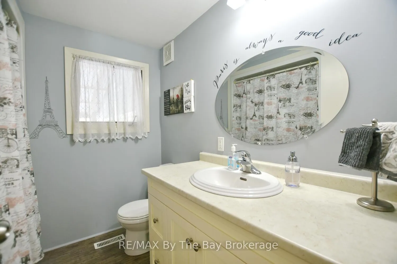 Photo 12 of 15 Carruthers Street S, Wasaga Beach — HOMEH