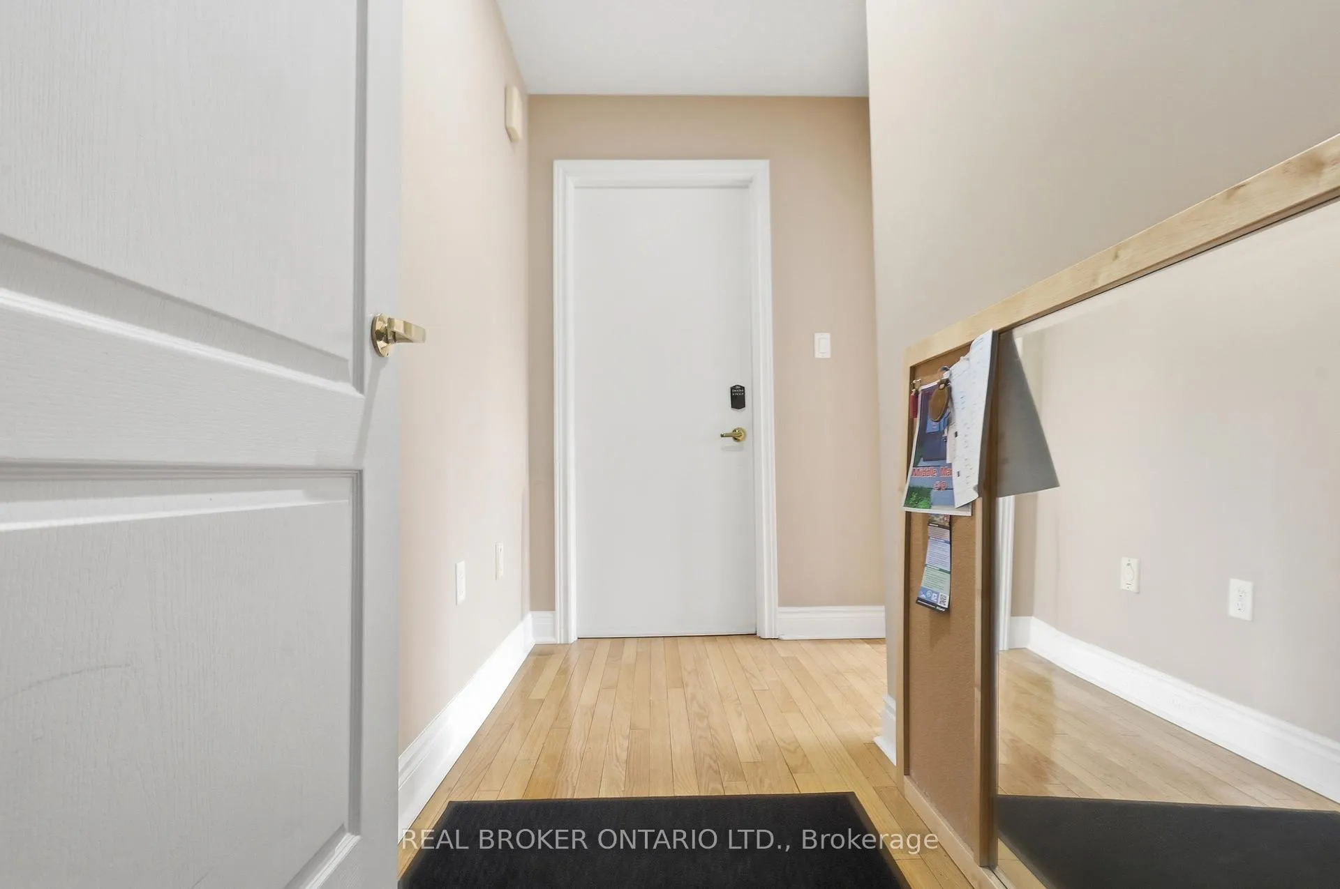 Photo 14 of Unit MAIN, 2 Sir Jacobs Crescent, Brampton, Fletcher's Meadow — HOMEH