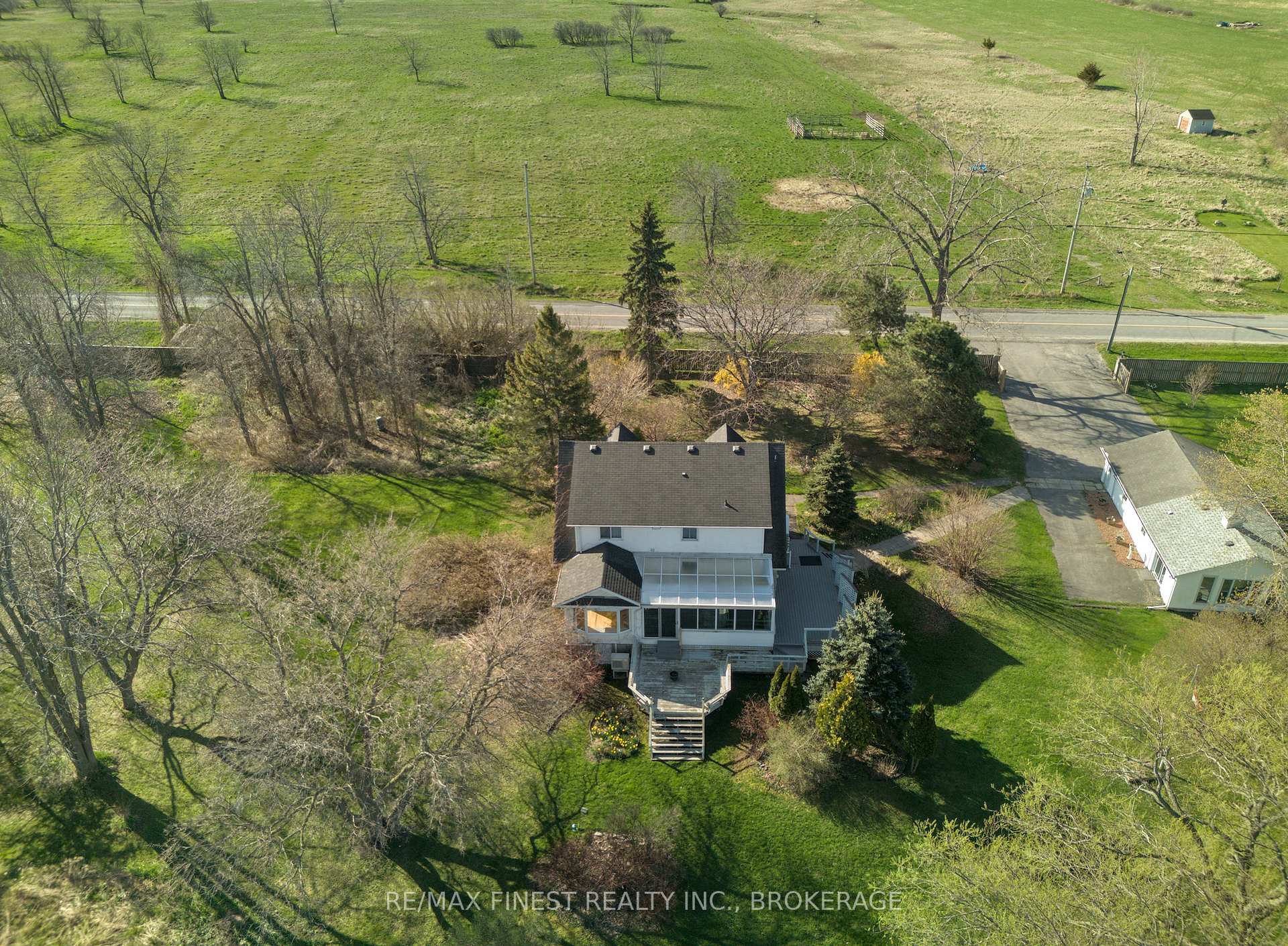 Photo 1 of 9820 Front Road, Loyalist, Lennox and Addington - South — HOMEH