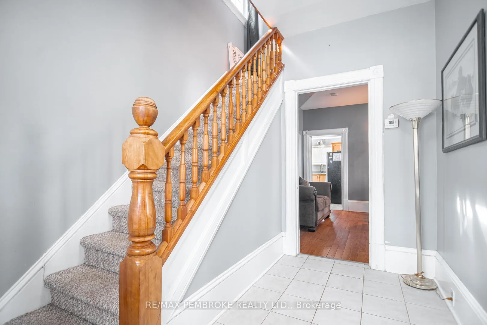 Photo 23 of 320 Moffat Street, Pembroke — HOMEH