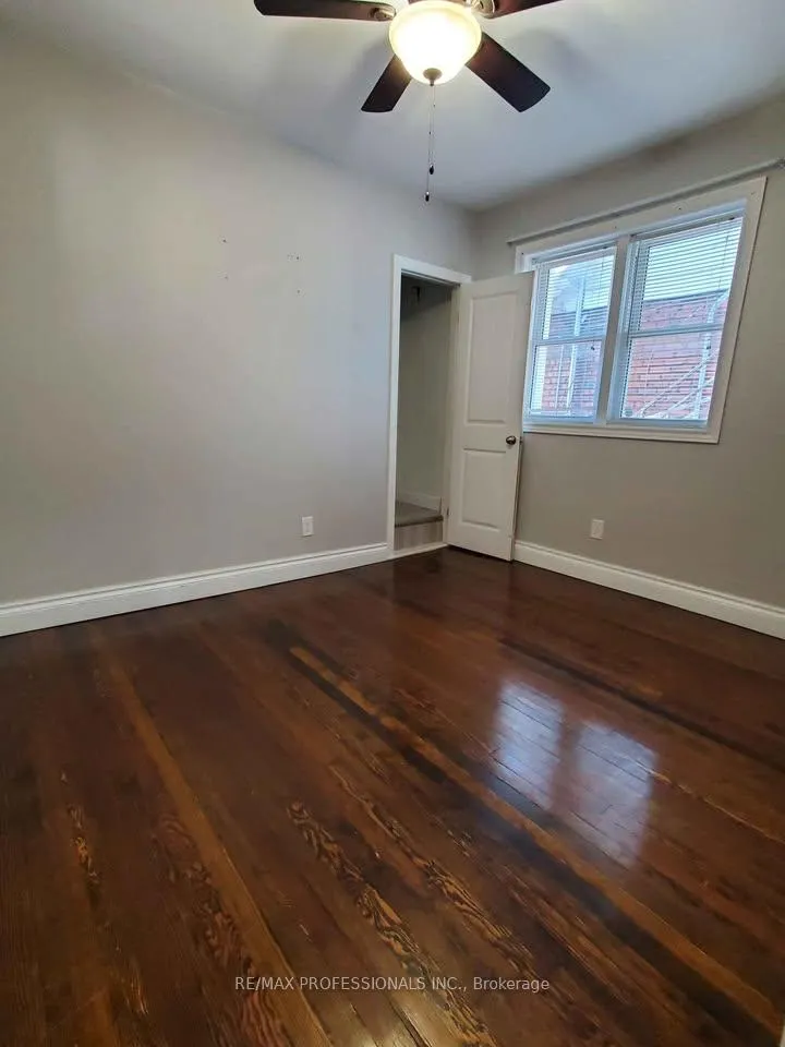 Photo 10 of Unit MAIN, 1371 Marentette, Windsor — HOMEH