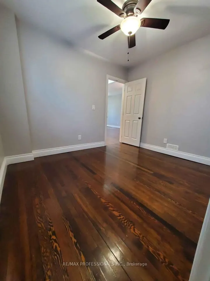 Photo 14 of Unit MAIN, 1371 Marentette, Windsor — HOMEH
