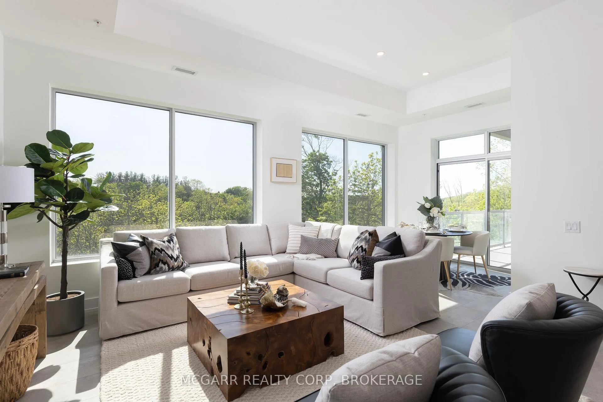 Photo 11 of Unit 403, 77 Yates Street, St. Catharines, Downtown — HOMEH