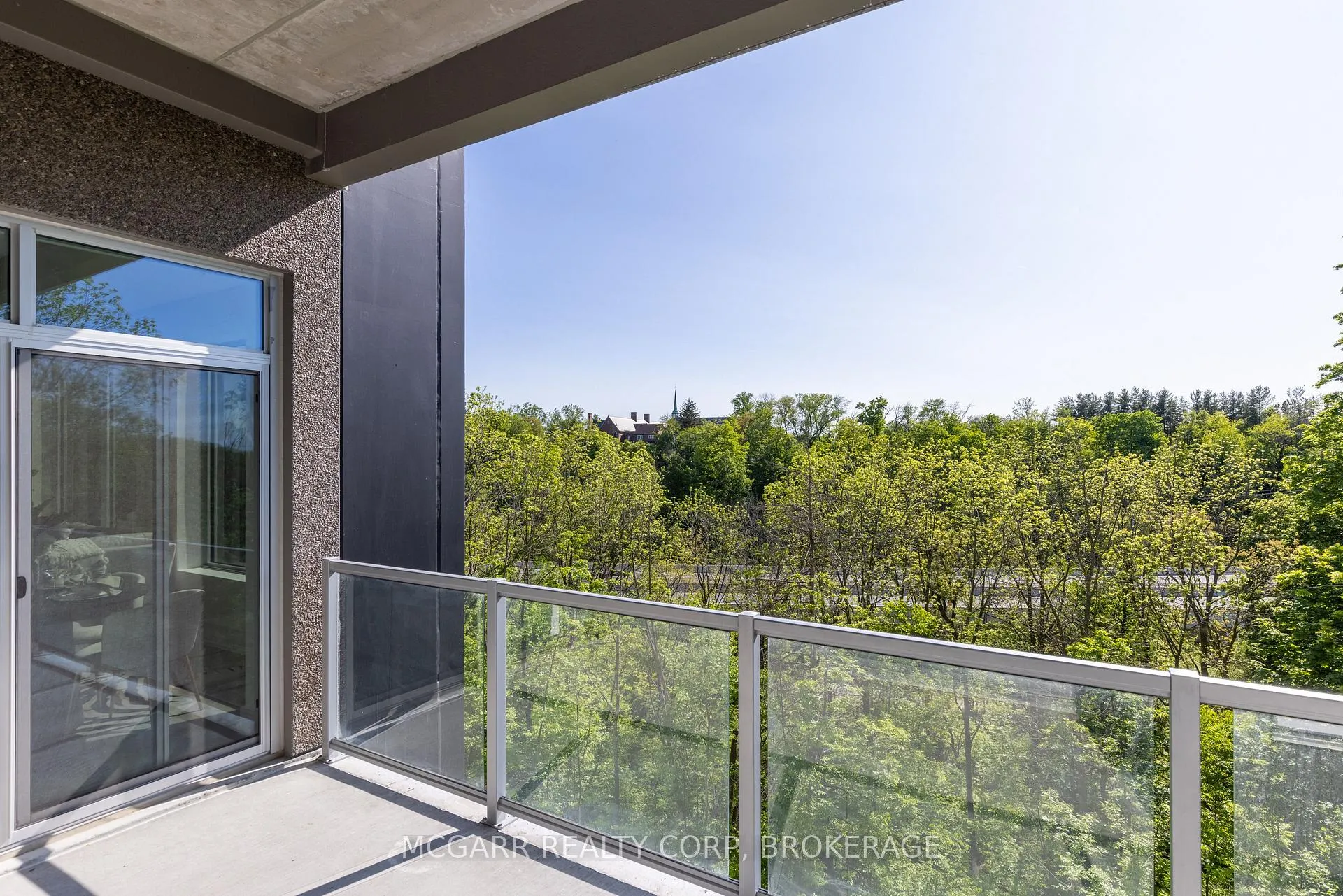 Photo 15 of Unit 403, 77 Yates Street, St. Catharines, Downtown — HOMEH