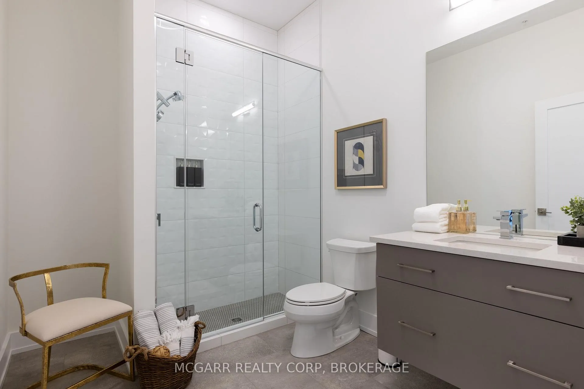 Photo 18 of Unit 403, 77 Yates Street, St. Catharines, Downtown — HOMEH