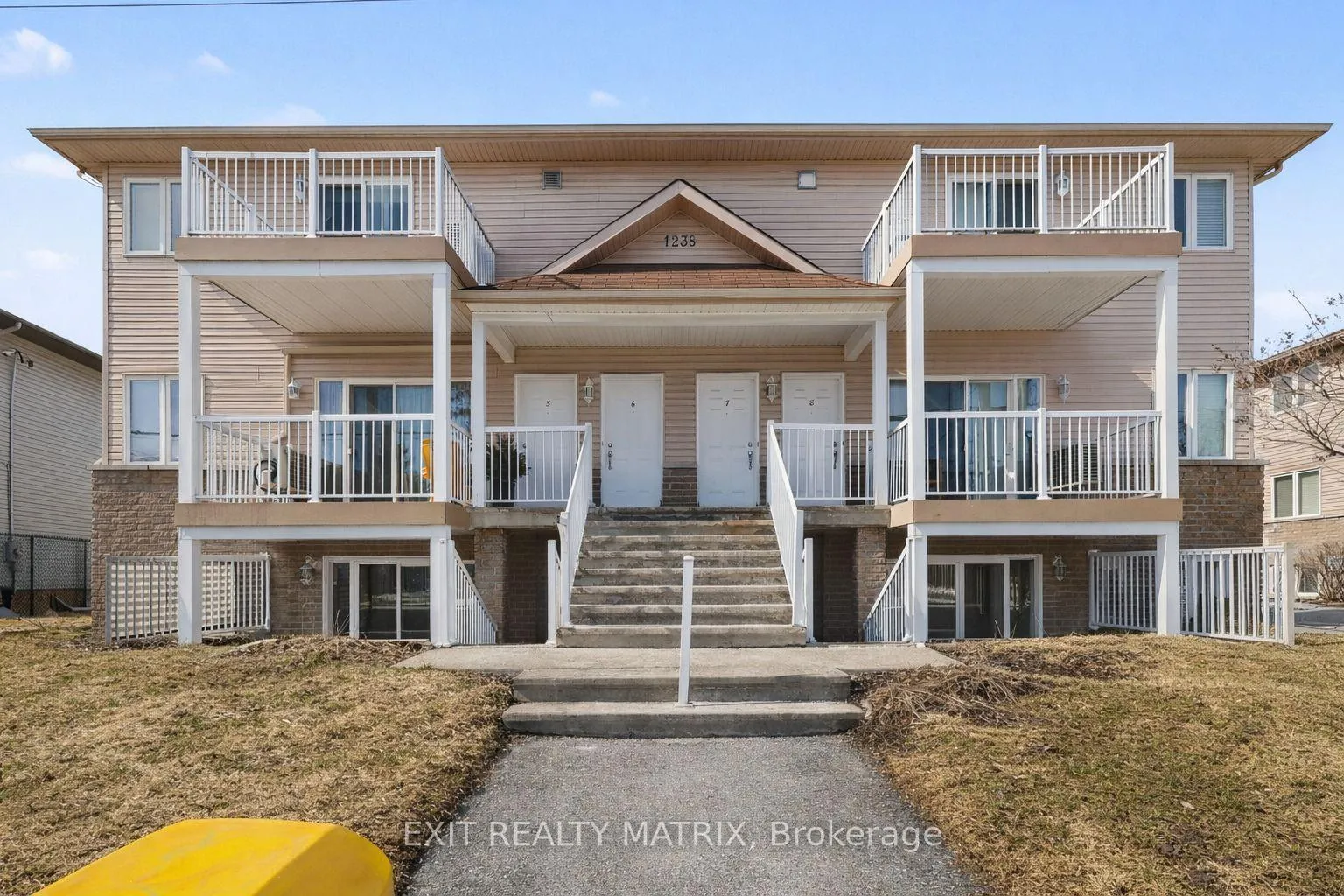 Front of Unit 2, 1238 Marenger Street