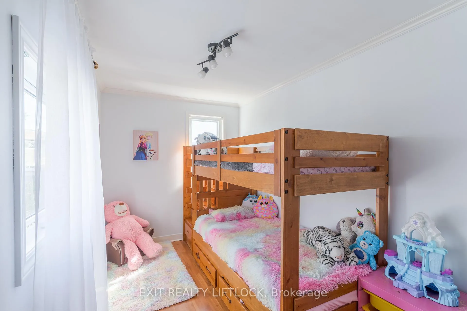 Photo 16 of 71 High Street, Clarington, Bowmanville — HOMEH