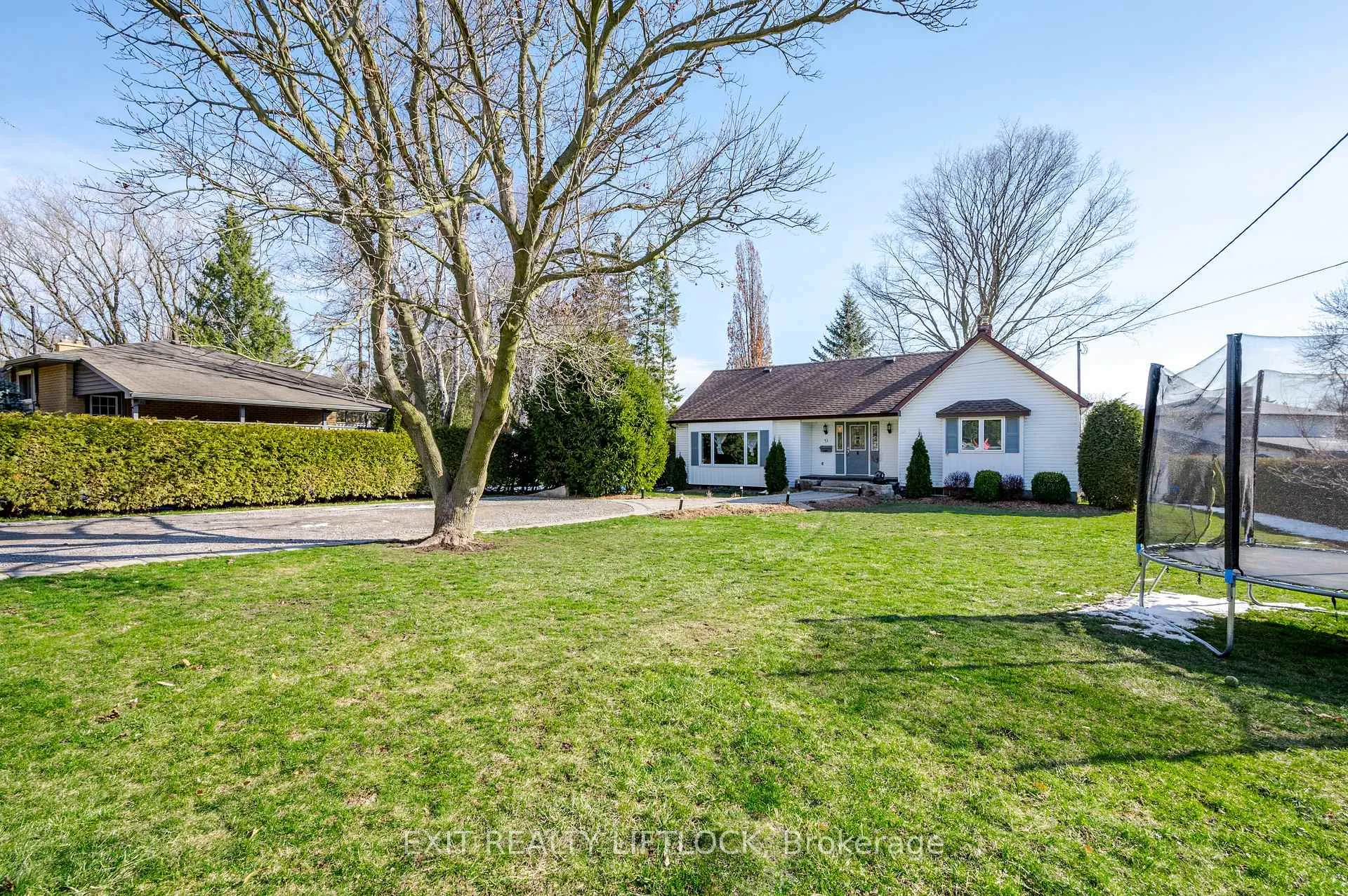 Photo 25 of 71 High Street, Clarington, Bowmanville — HOMEH