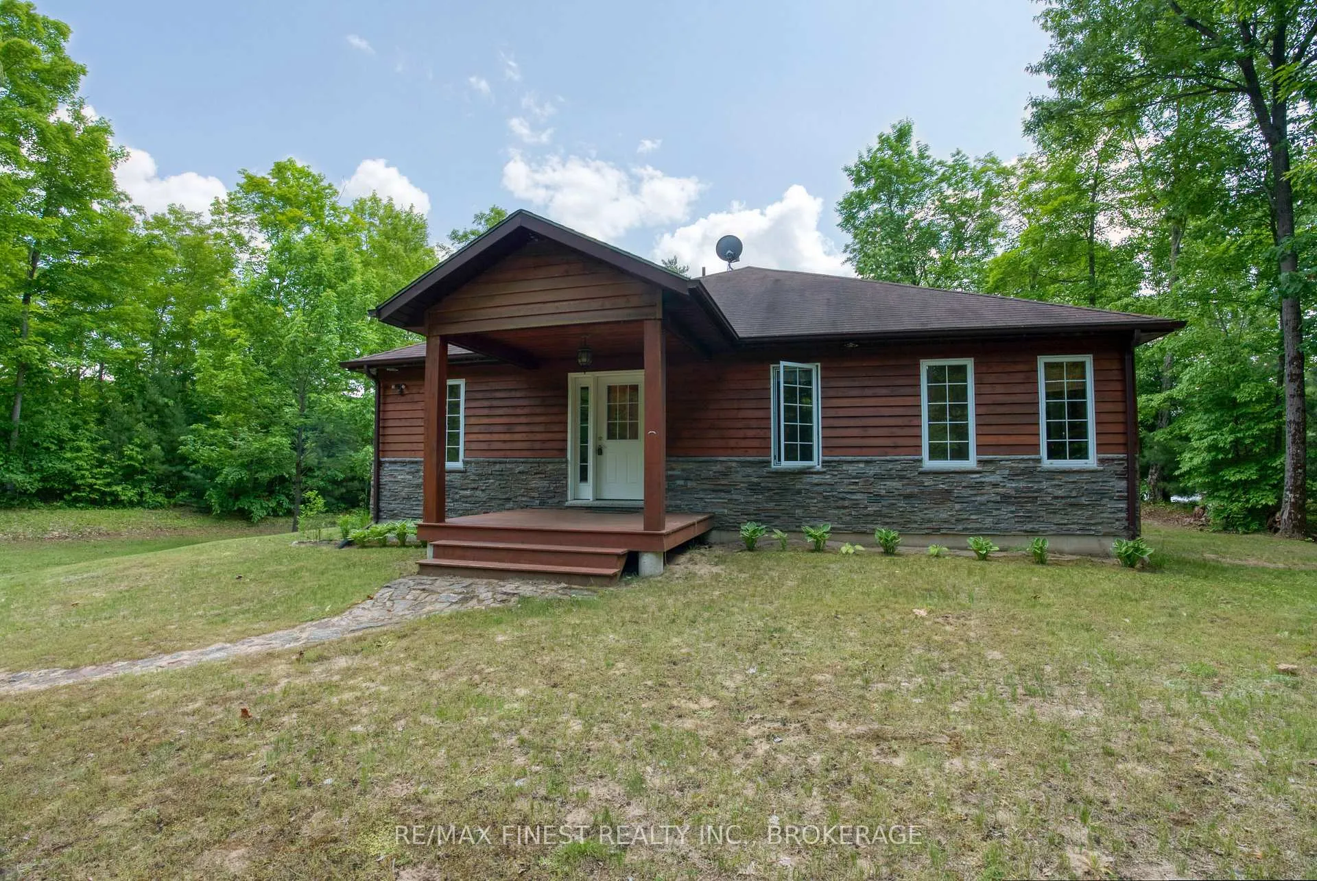 Photo 3 of 855A Crow Lake Road, Frontenac, Frontenac Centre — HOMEH