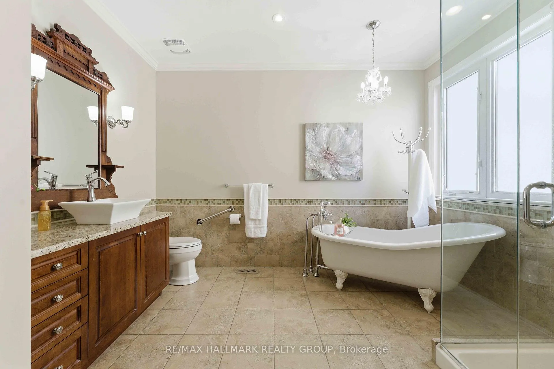 Photo 14 of 84 Chanonhouse Drive, Ottawa, Richmond — HOMEH