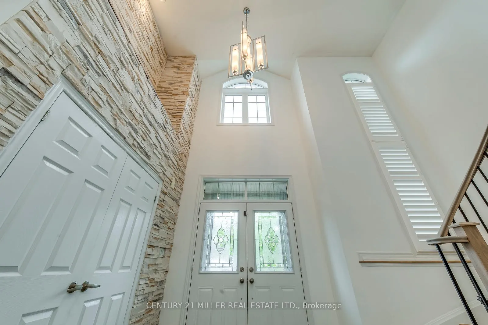 Photo 5 of 4645 Ethel Road, Burlington, Alton — HOMEH