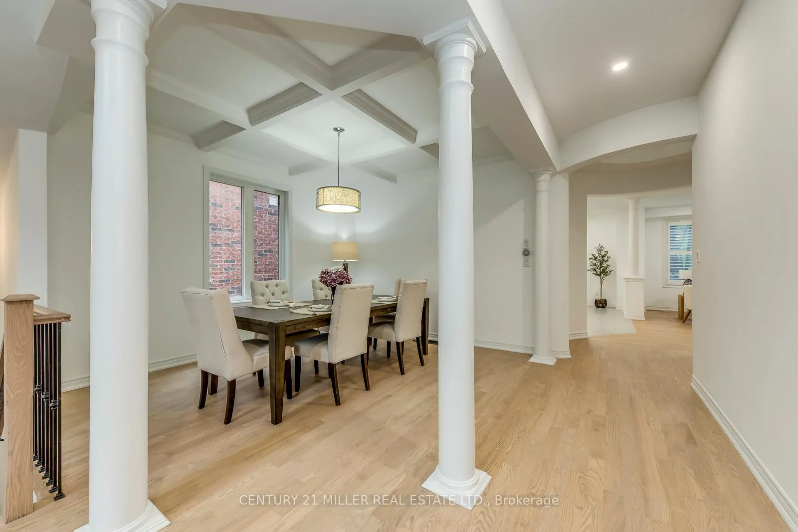 Photo 8 of 4645 Ethel Road, Burlington, Alton — HOMEH